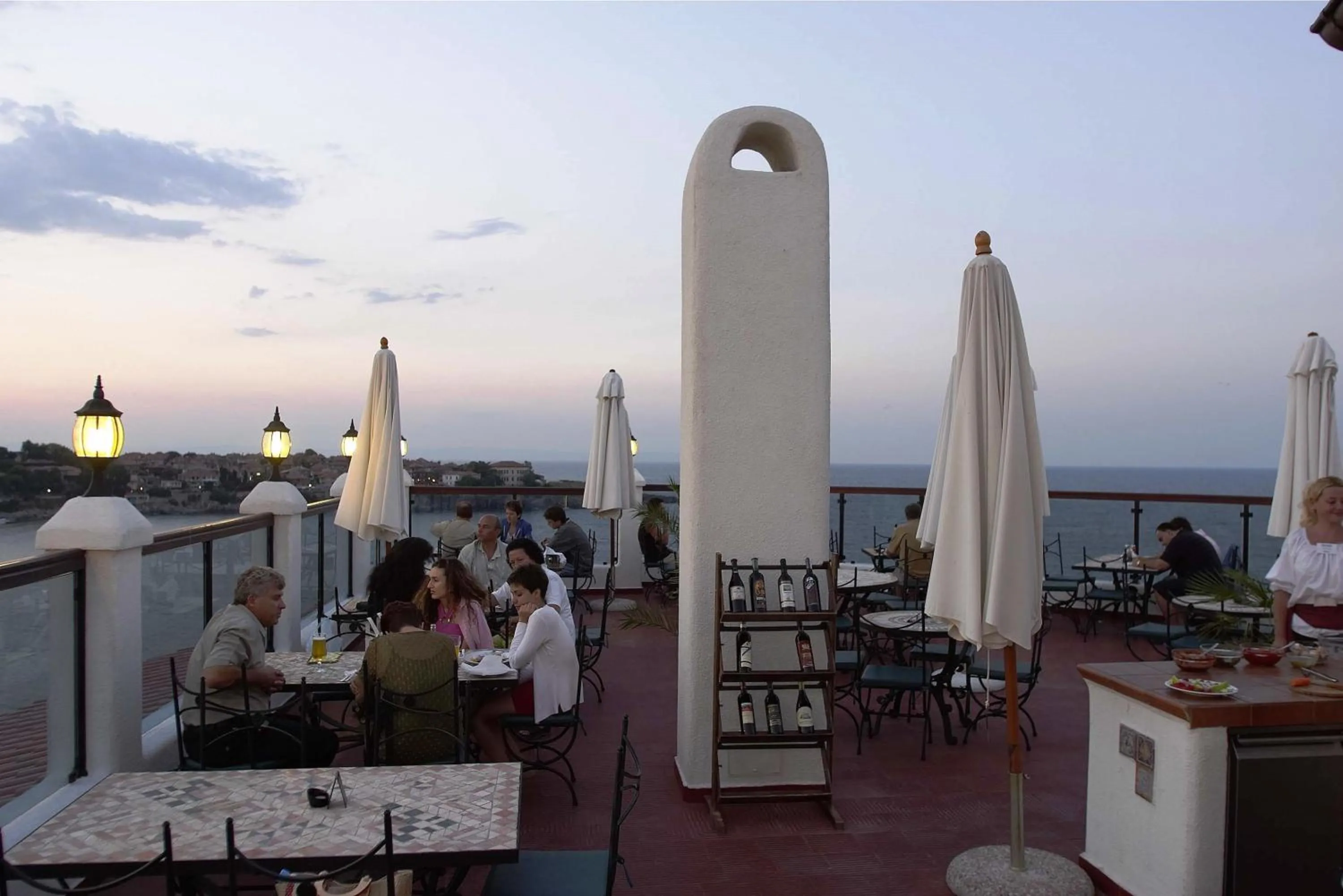 BBQ facilities in Hotel Parnasse
