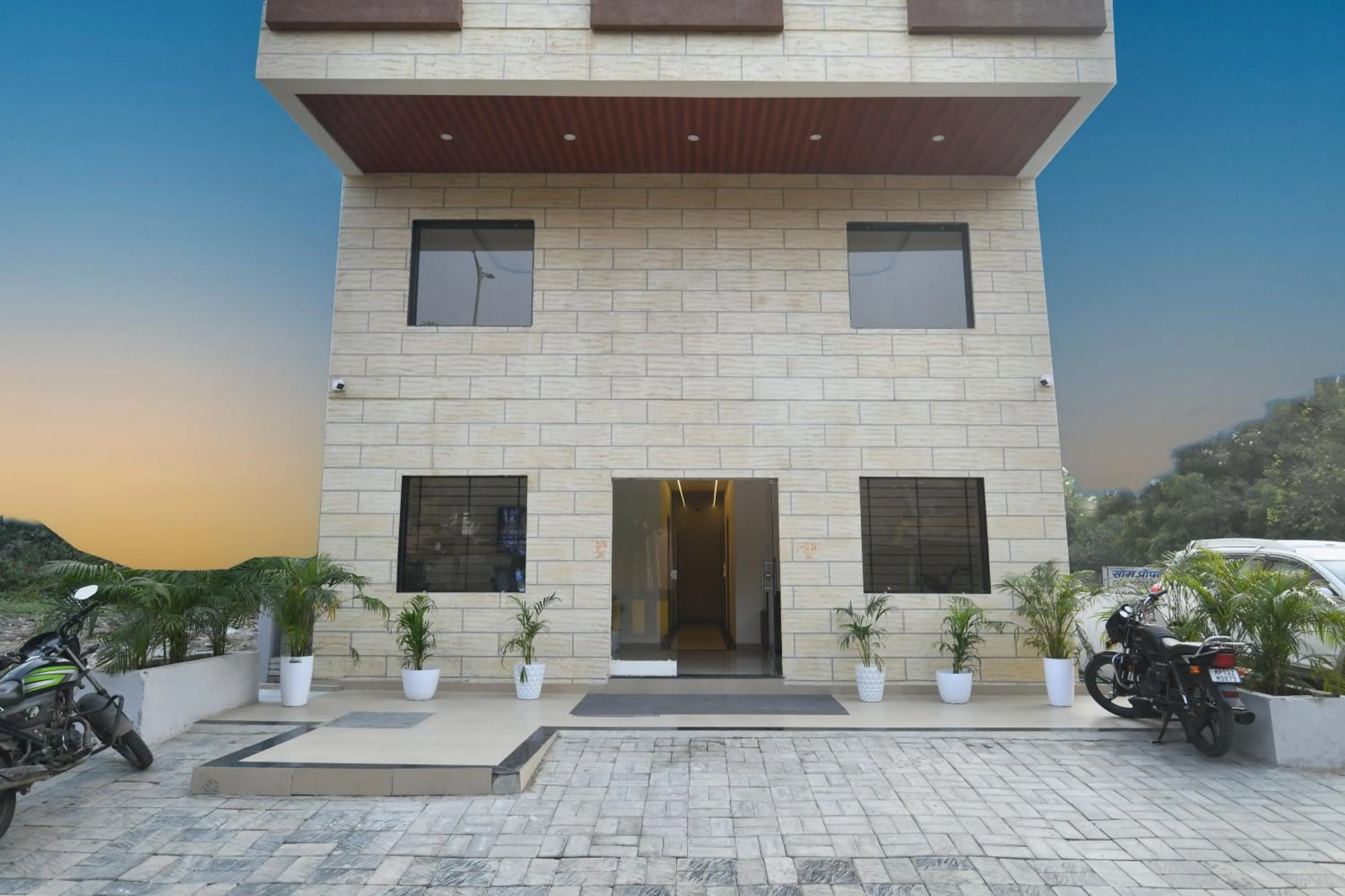 Aceotel Inn, Vijay Nagar