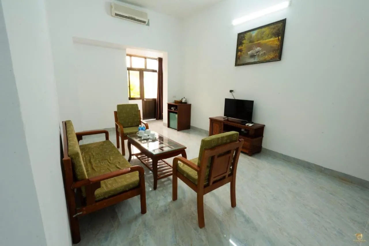Living room in Hoa Sim Hotel LS - by BAY LUXURY