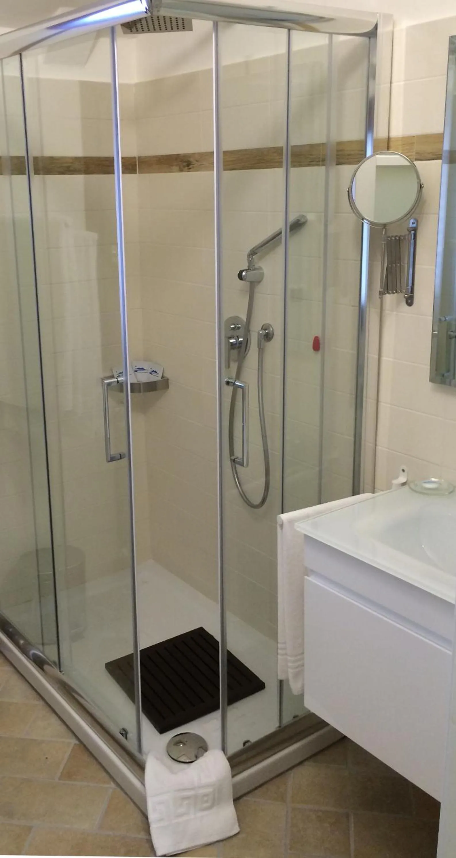 Shower in Attico Luxury B&B