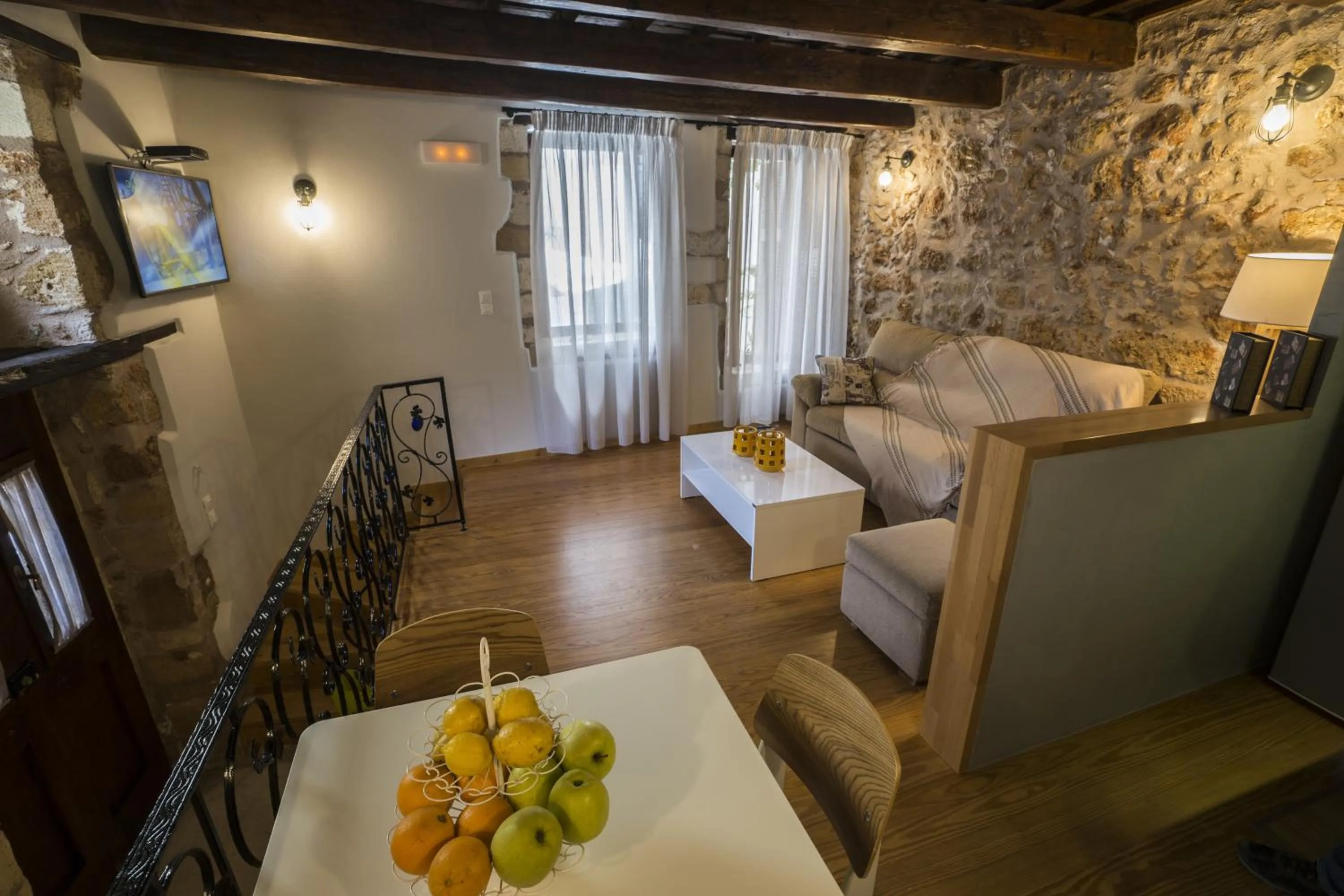 Library in Eulogia Casa