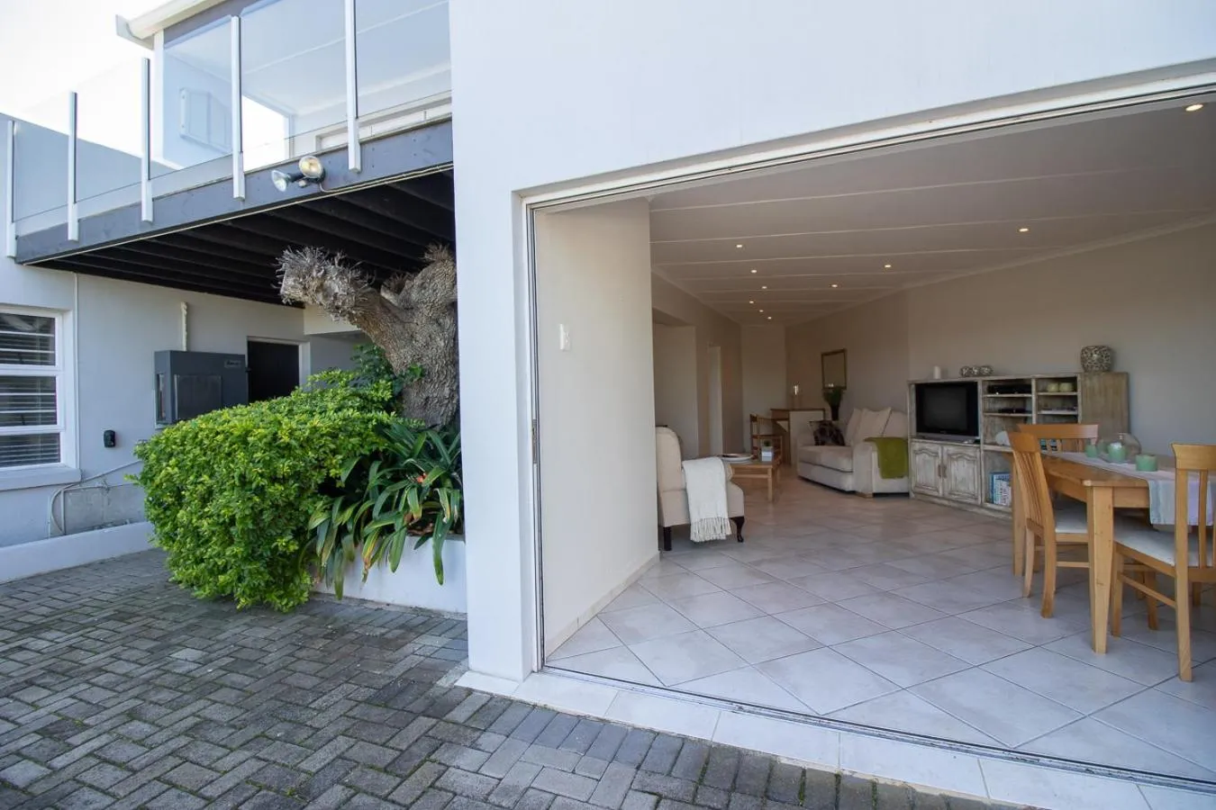 Living room in Dockside