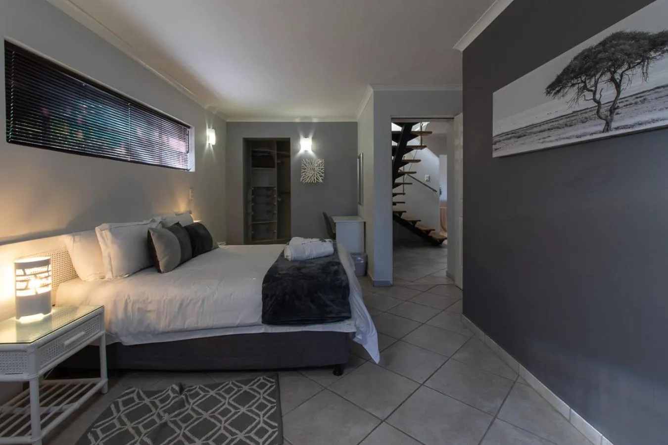 Bedroom, Bed in Dockside