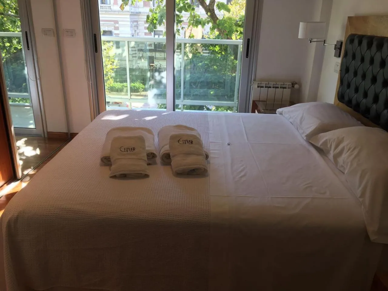 Bed in Apart Edificio Clever