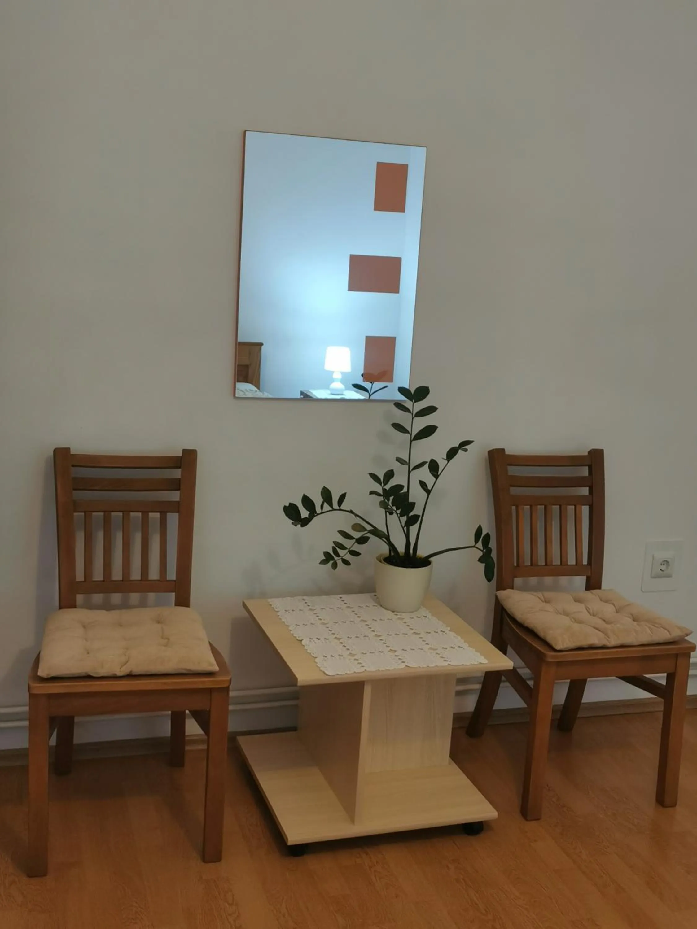 Day in Apartment Milka