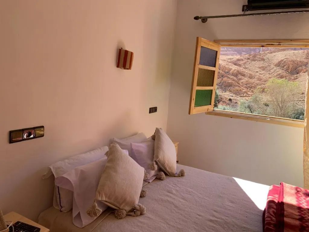 Bed in Dar Ayour Todra Gorges