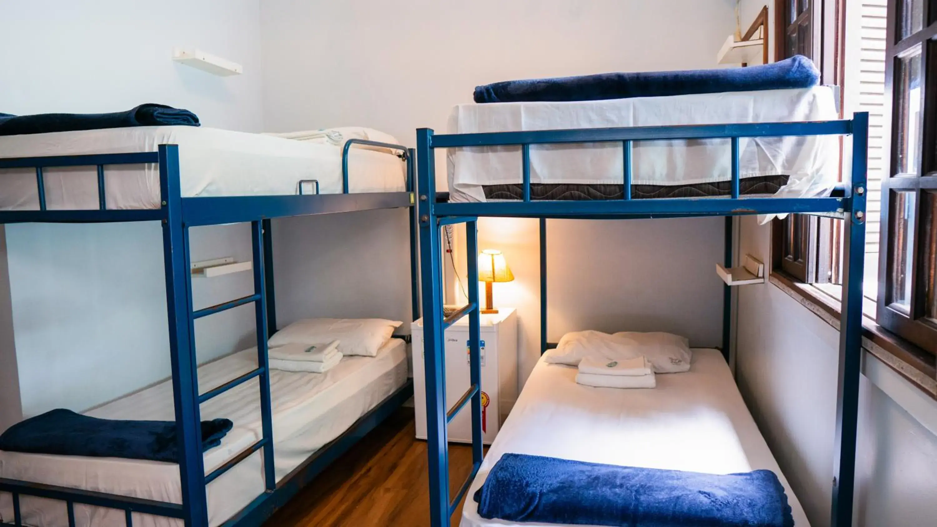 Economy Quadruple Room with Shared Bathroom in Mango Tree Ipanema Economy Quadruple Room with Shared Bathroom in Mango Tree Ipanema