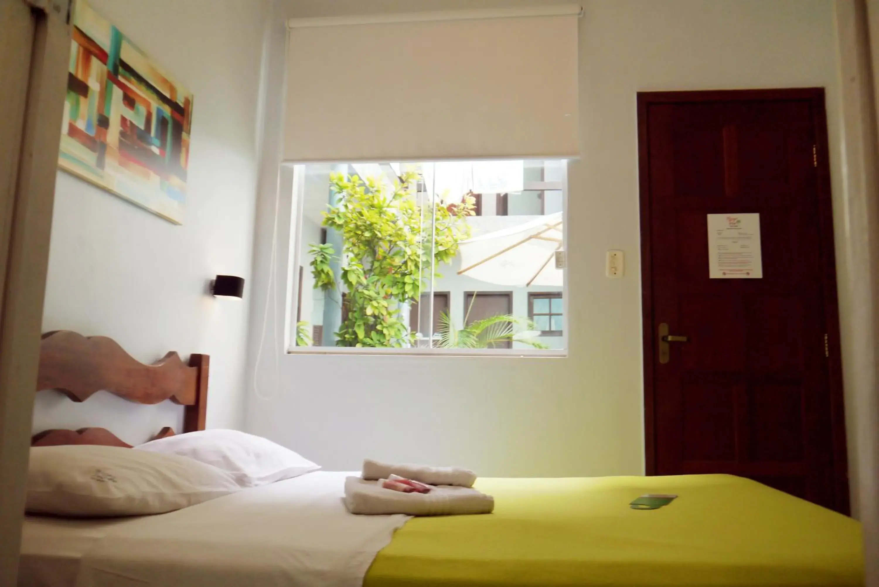 Standard Double Room with Shared Bathroom in Mango Tree Ipanema Standard Double Room with Shared Bathroom in Mango Tree Ipanema