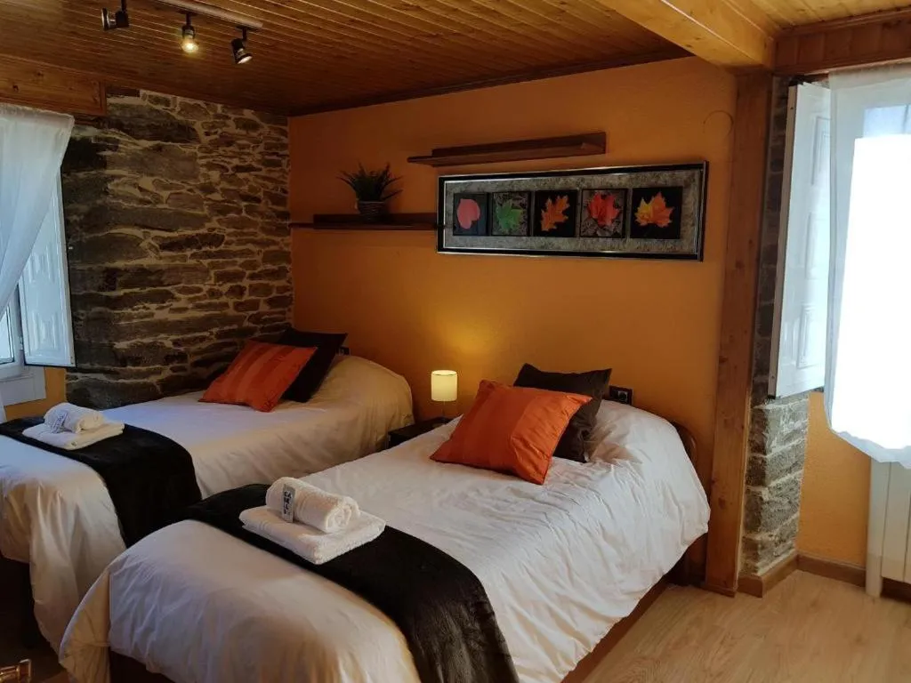 Aqua Rooms Sarria