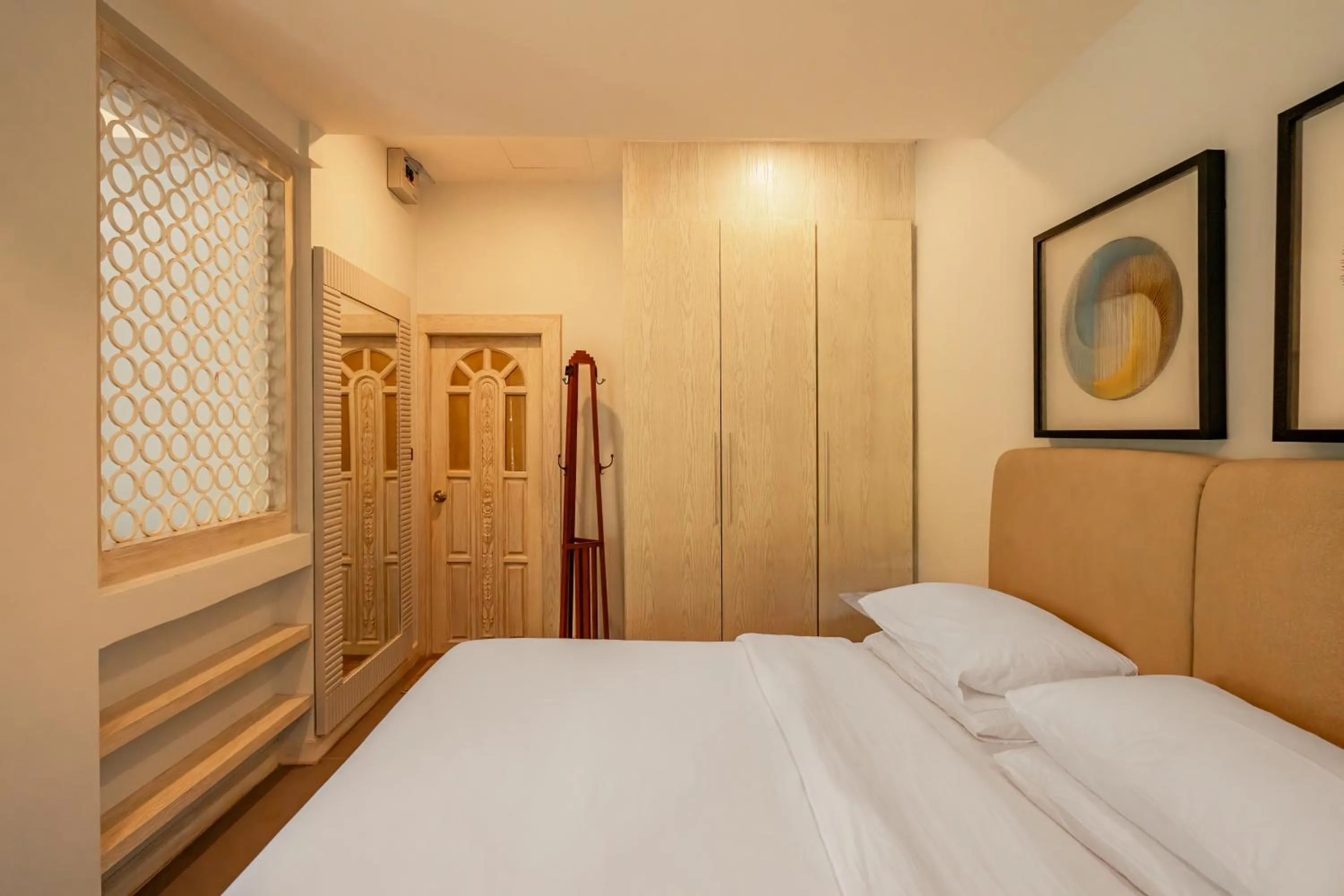 Bedroom, Bed in Ocean Pearl Seaview Residence