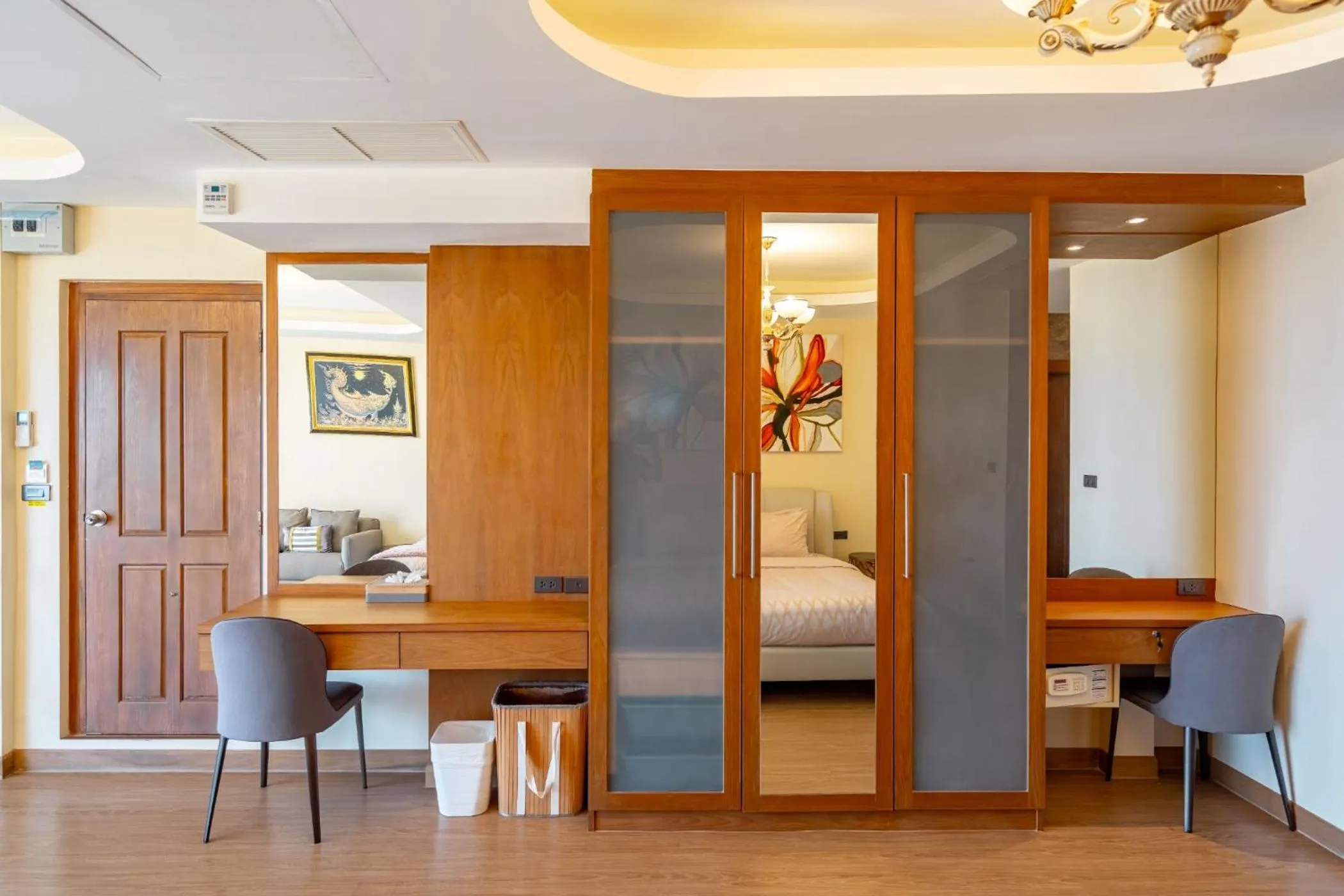 wardrobe, Bed in Ocean Pearl Seaview Residence