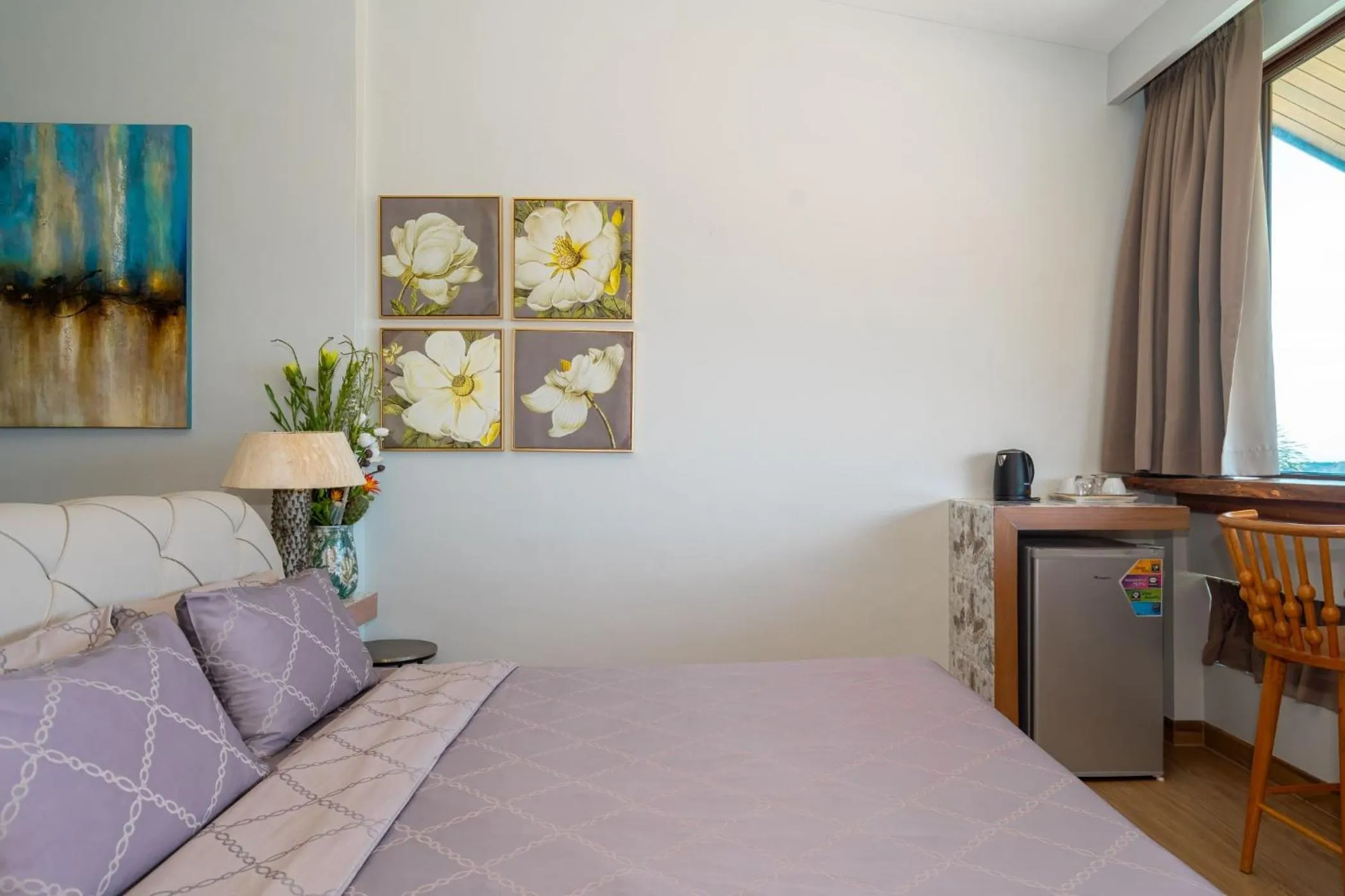 Bed in Ocean Pearl Seaview Residence