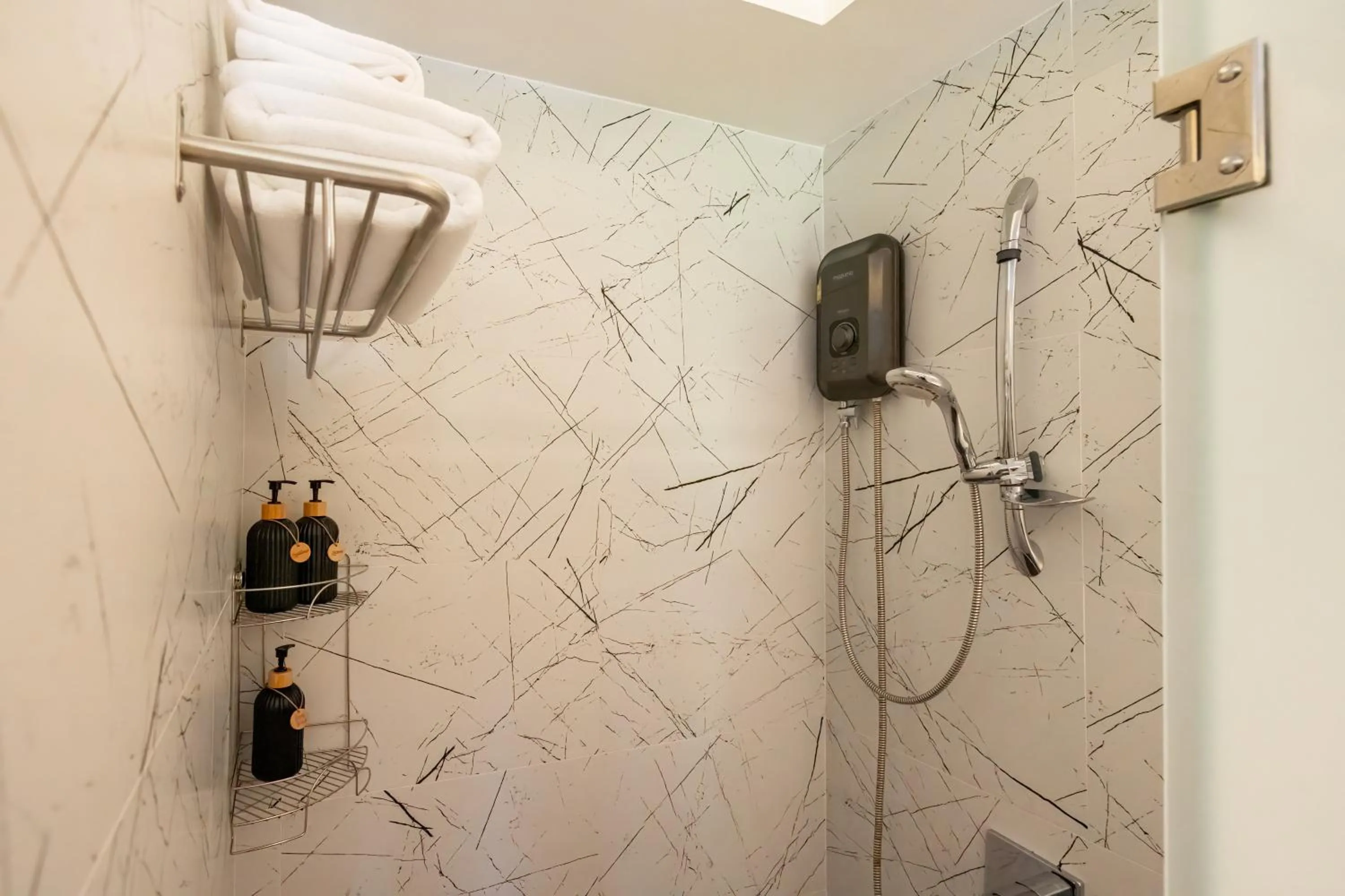 Shower in Ocean Pearl Seaview Residence