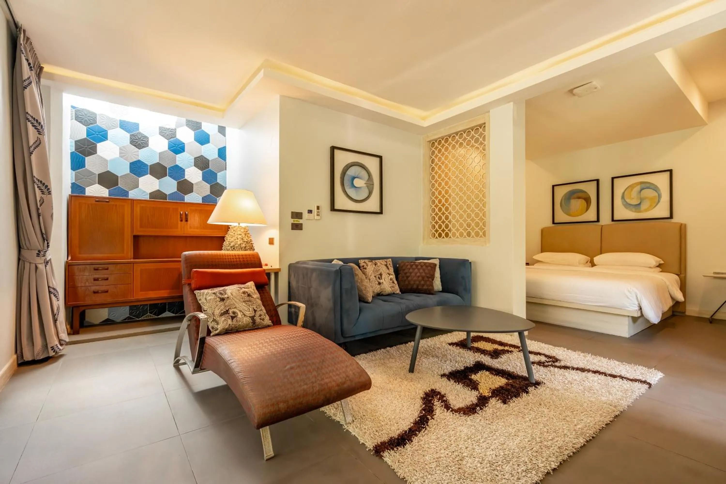 Bed in Ocean Pearl Seaview Residence