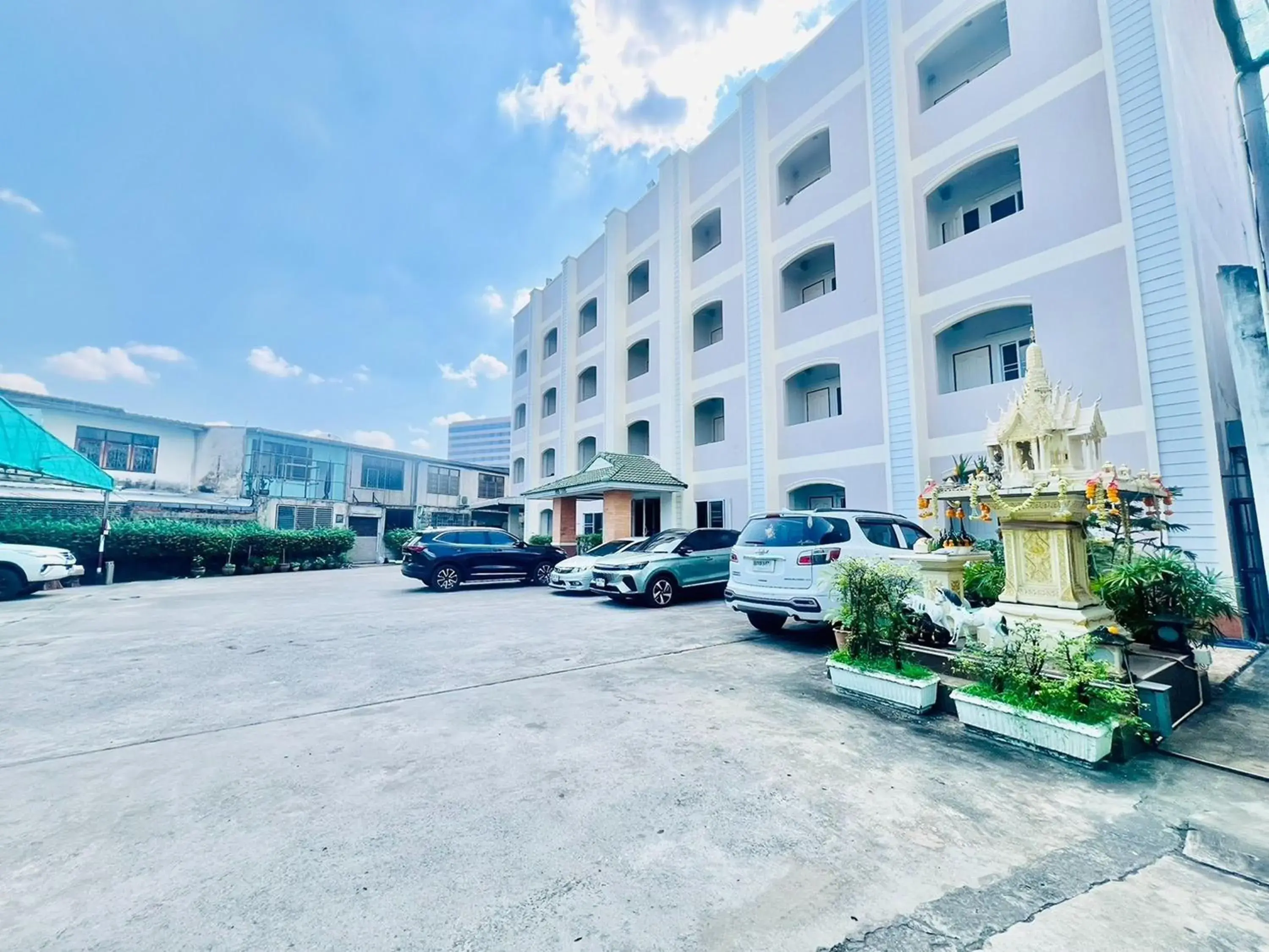 Property building in Udon Perfect Mansion Property building in Udon Perfect Mansion