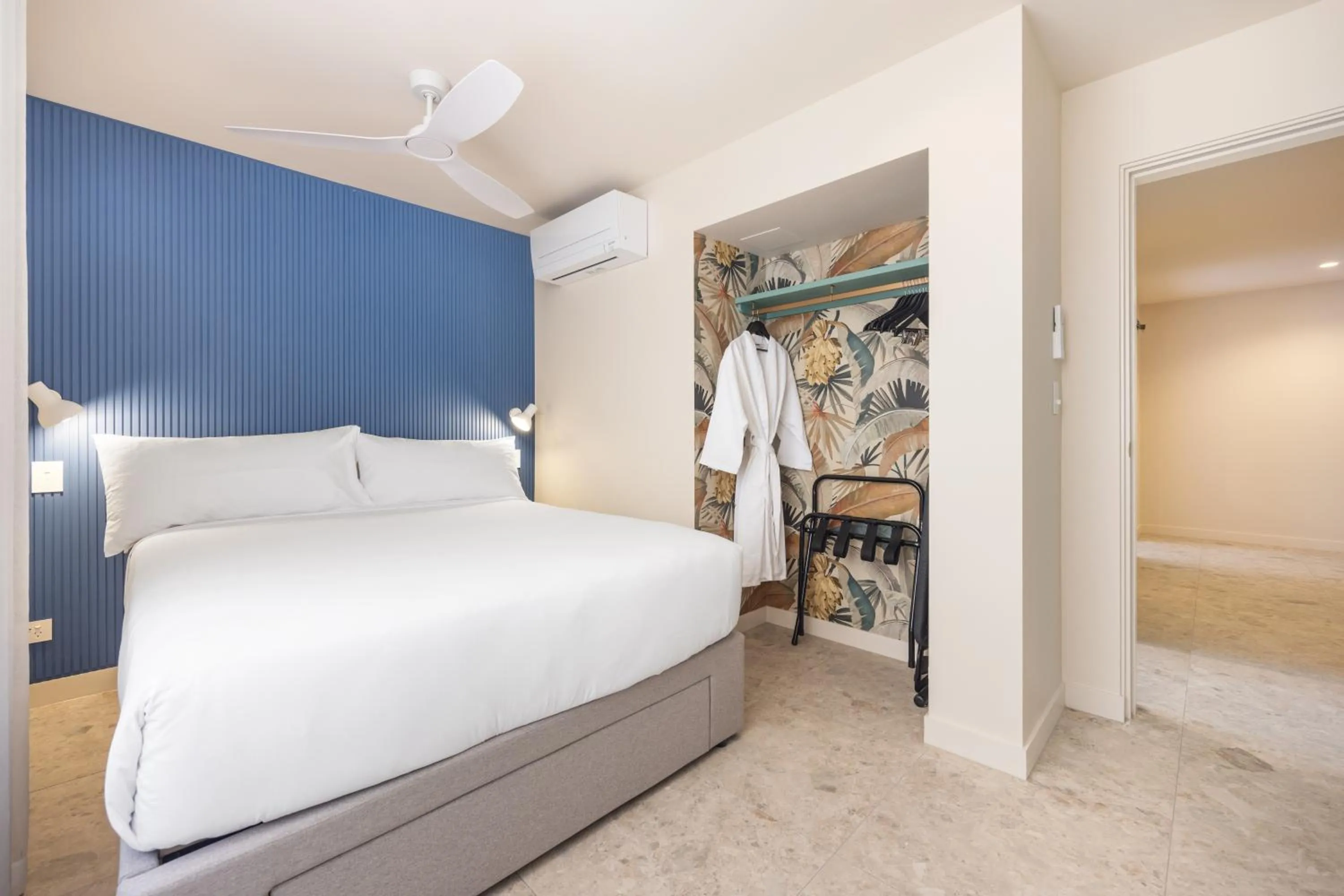 Bedroom, Bed in The Shores Miami