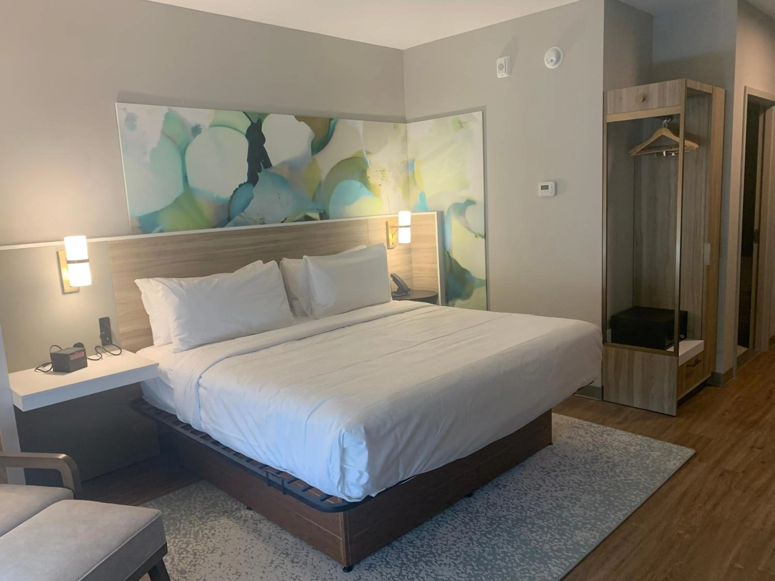 Bed in Wyndham Garden Tampa Fairgrounds/Casino