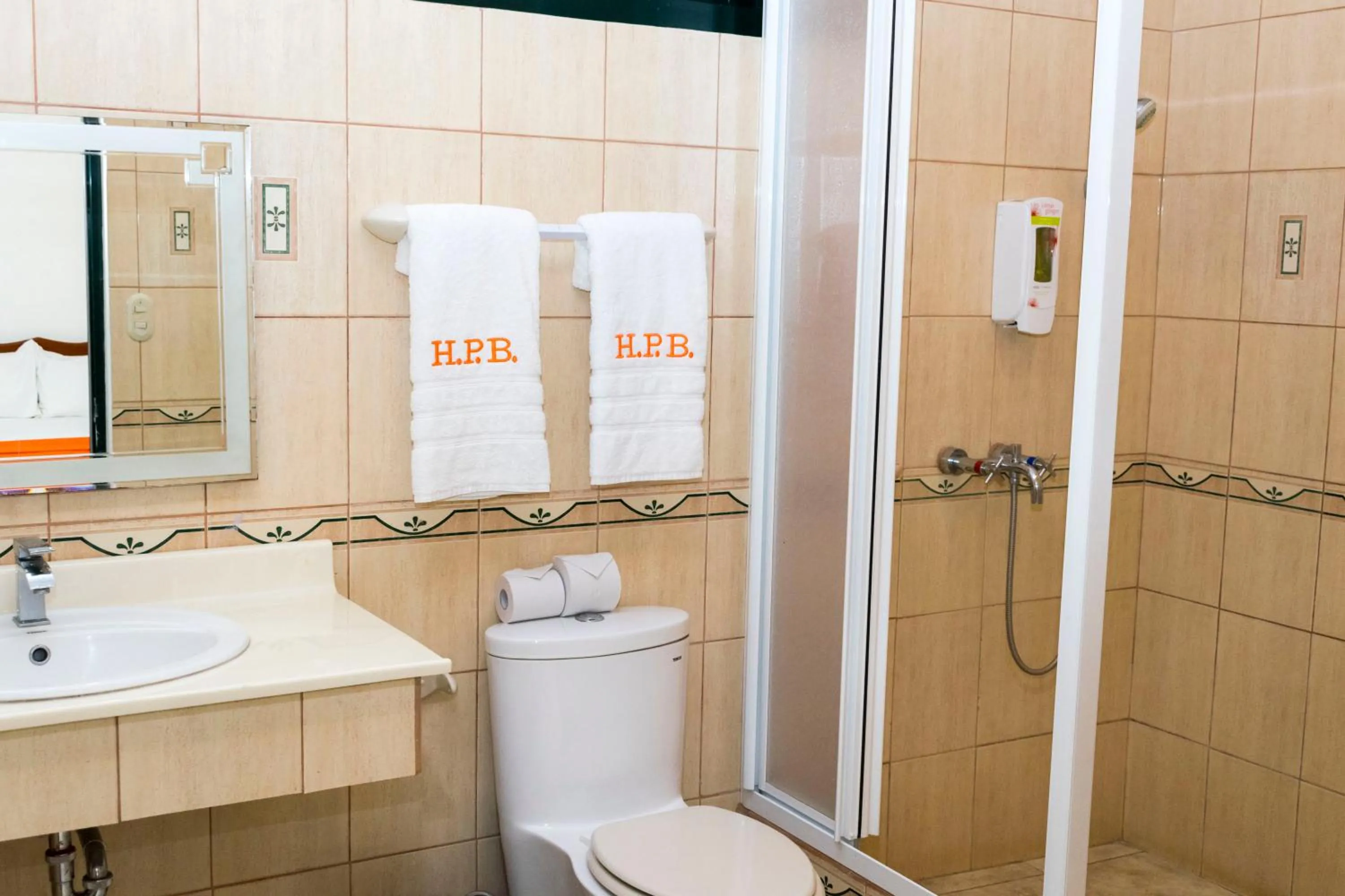 Bathroom in Hotel Puntarenas Beach