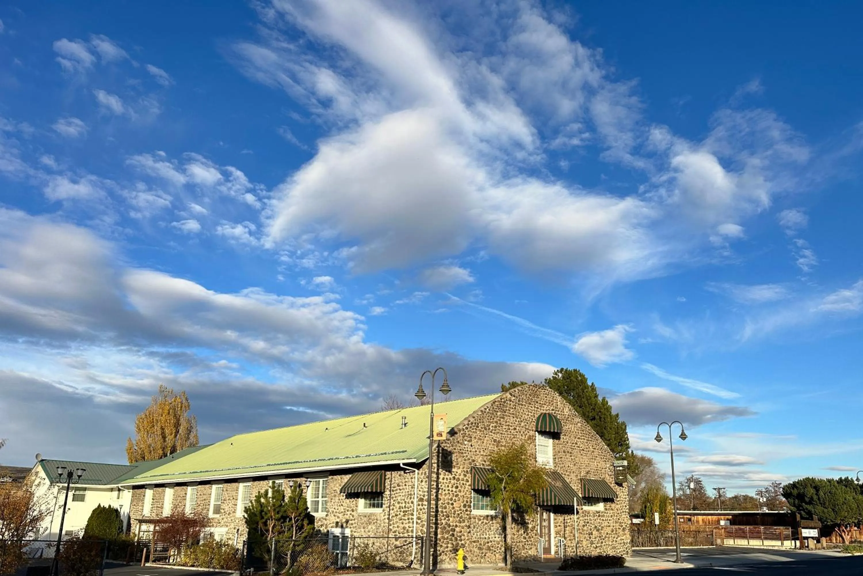 Property building in Soap Lake Natural Spa & Resort