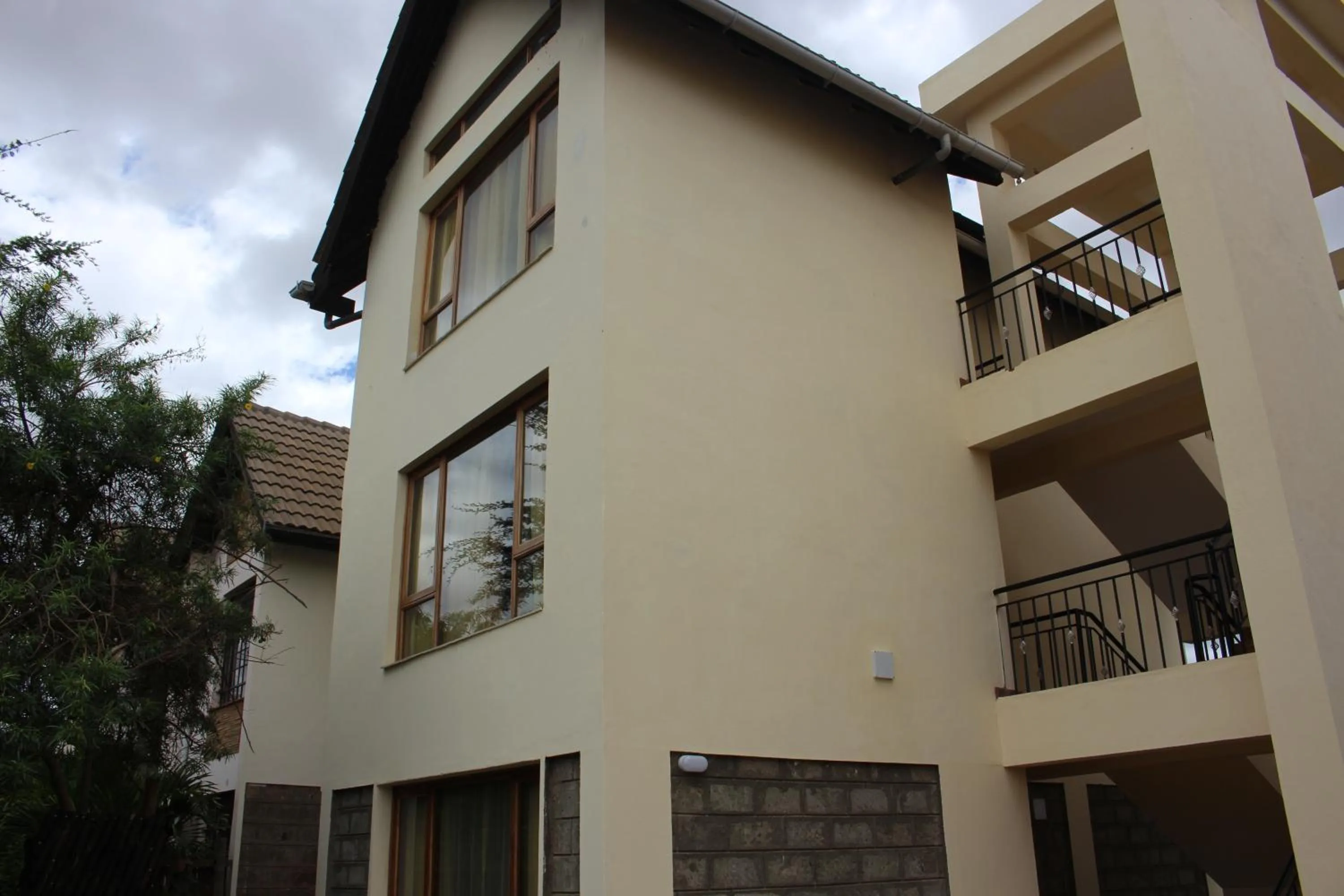 Property building in Afrika Lodges