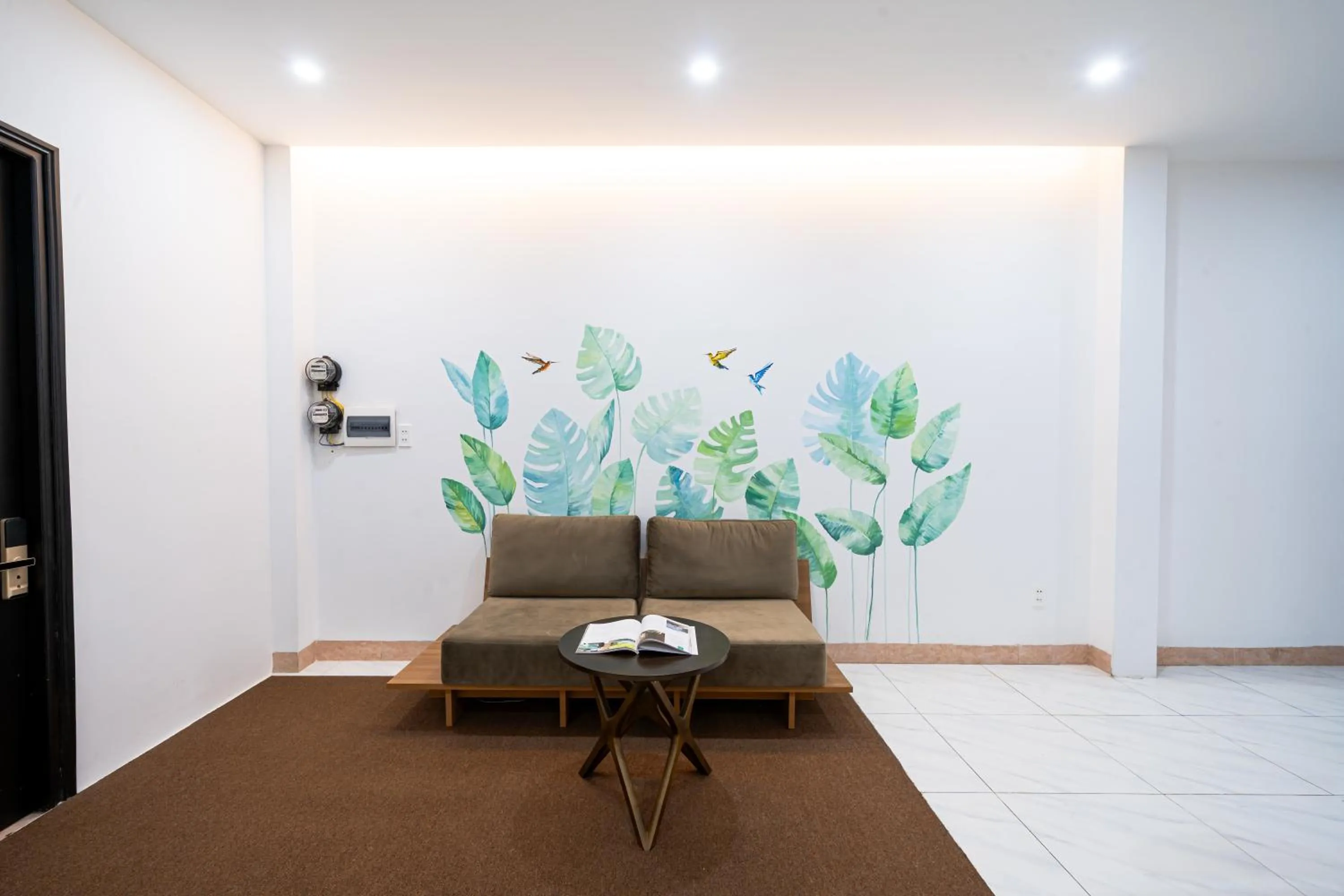 Living room in Mint Airport Hotel by Haviland - Self Checkin