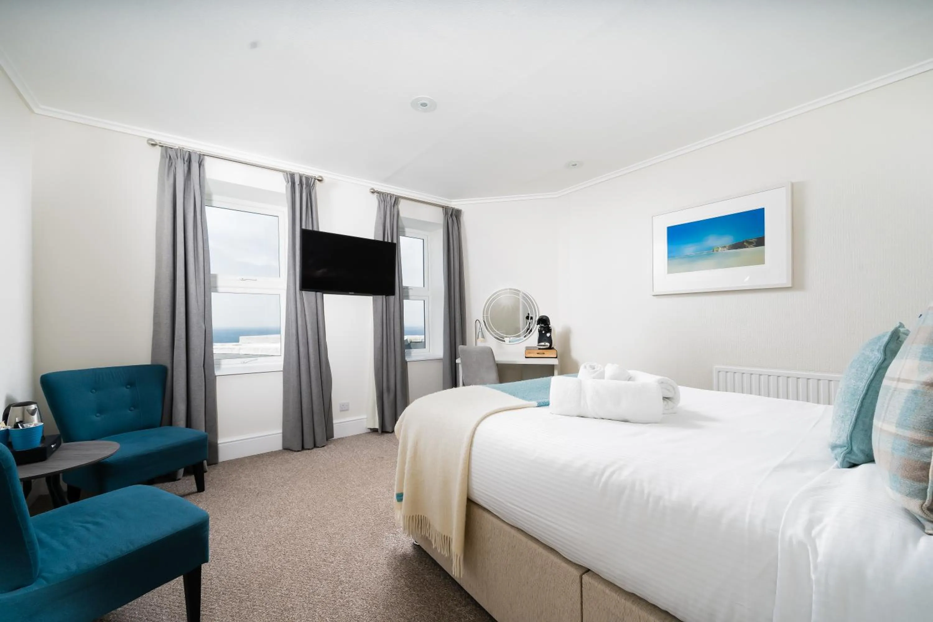 Bed in The Land's End Hotel