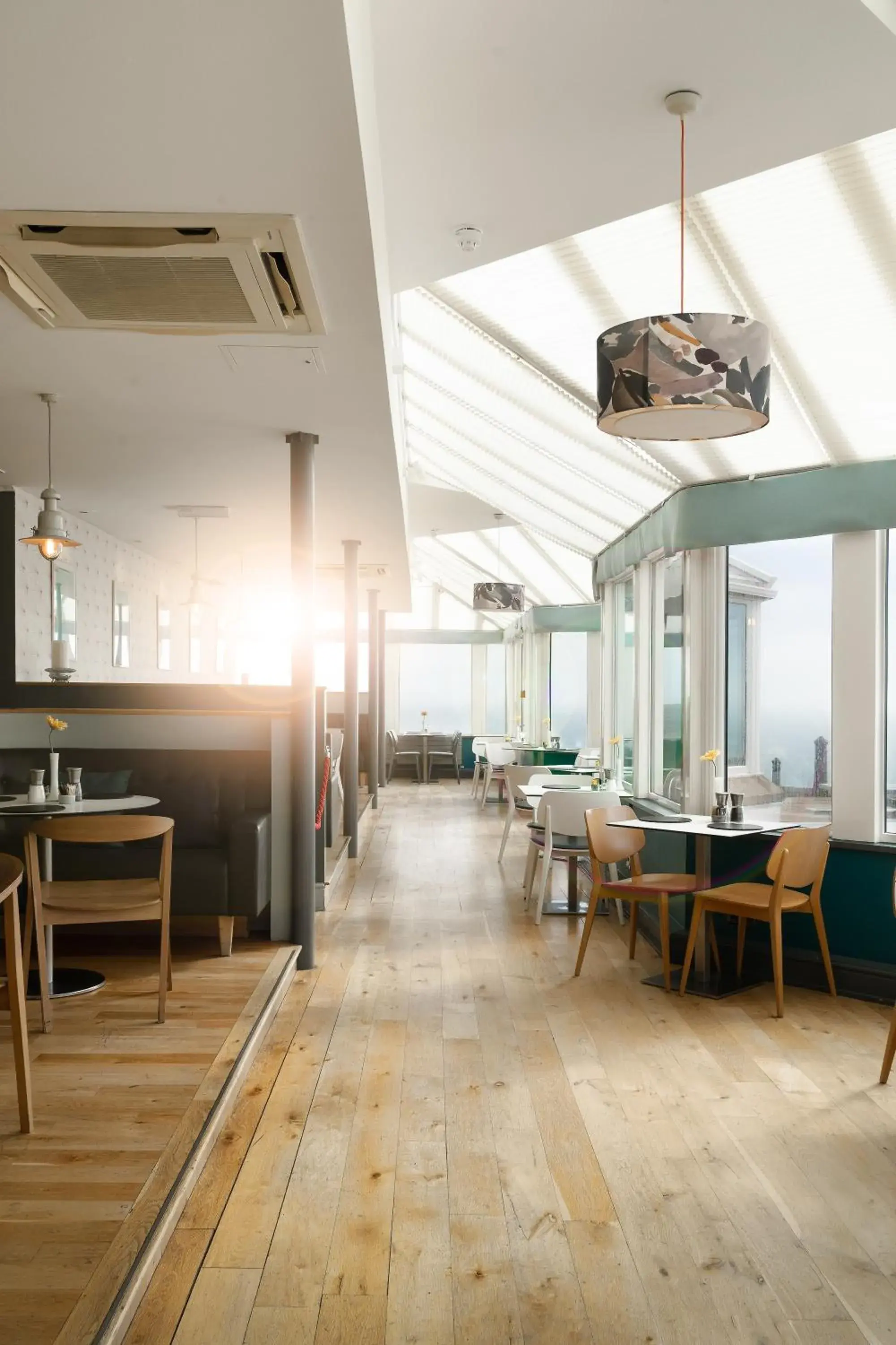 Restaurant/places to eat in The Land's End Hotel Restaurant/places to eat in The Land's End Hotel