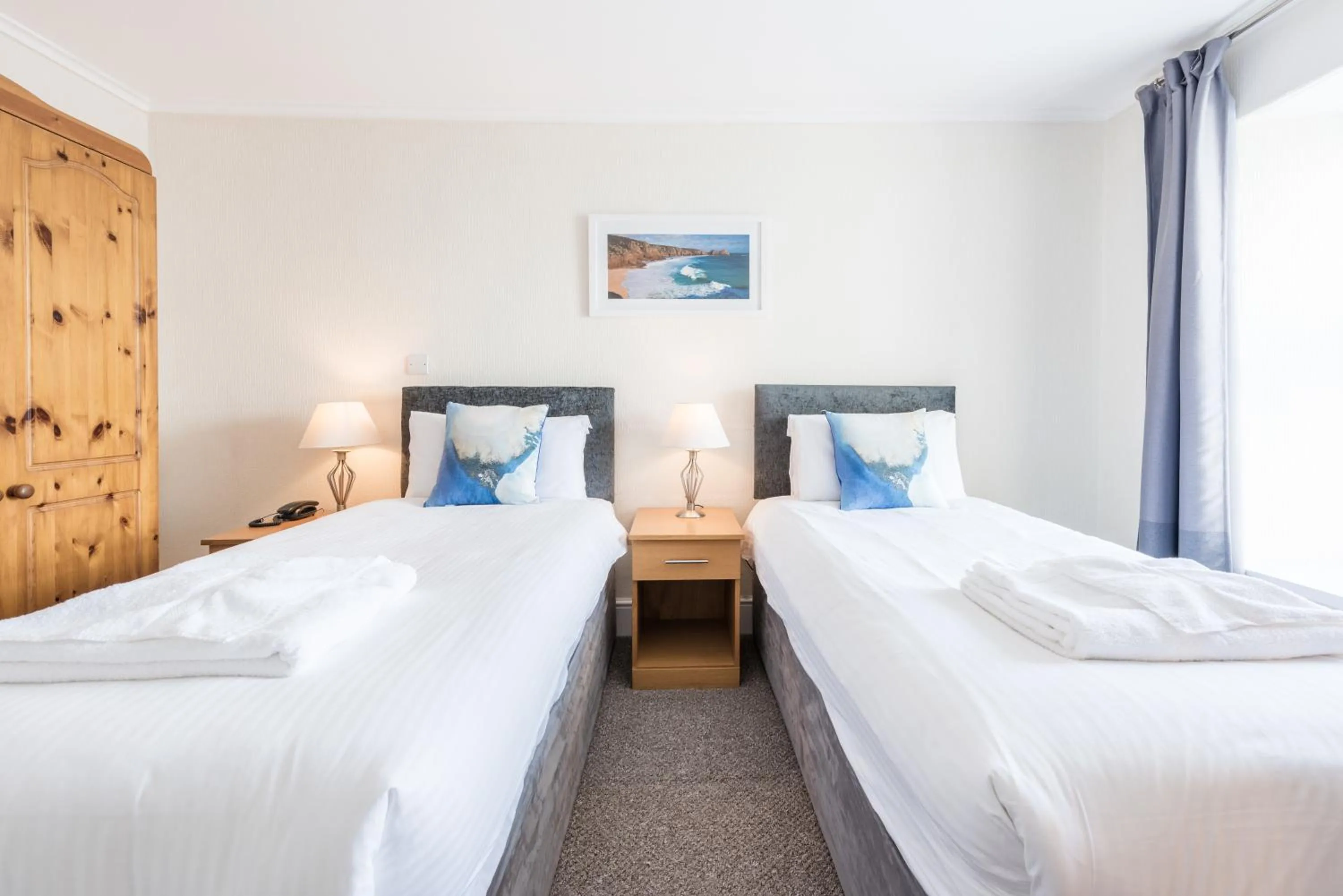 Bed in The Land's End Hotel