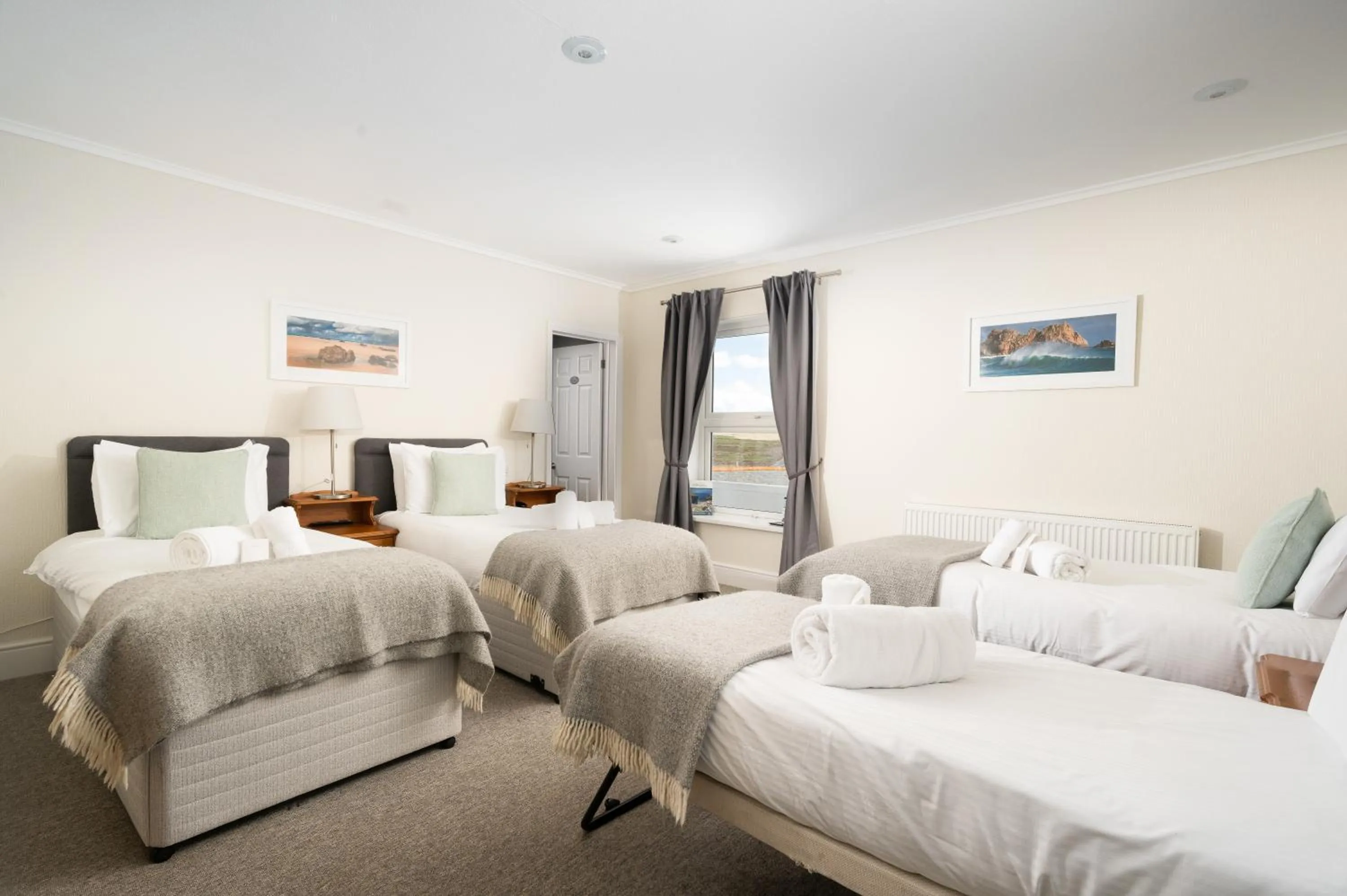 Bed in The Land's End Hotel