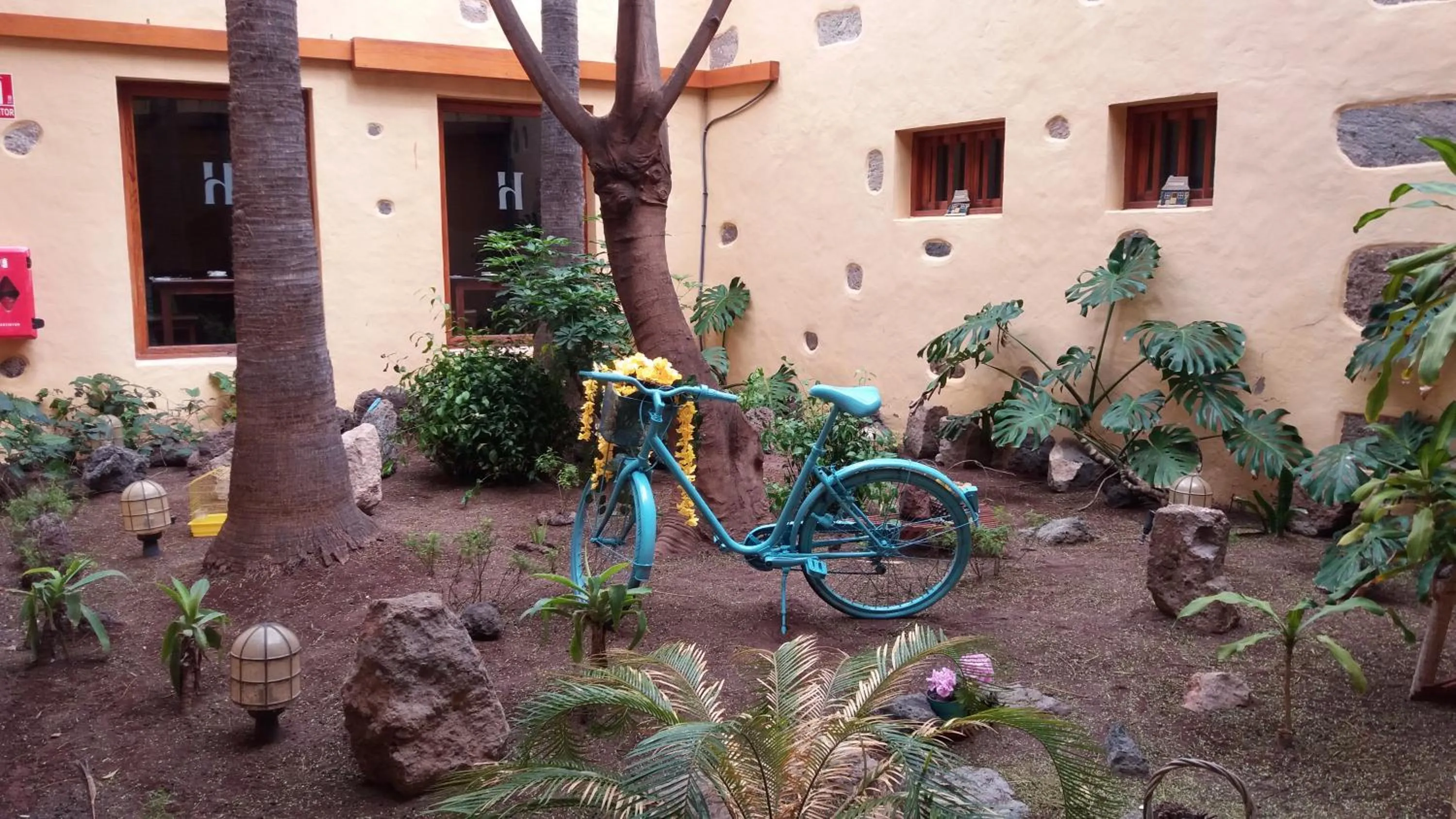 Garden in Hotel Rural Casa de Los Camellos