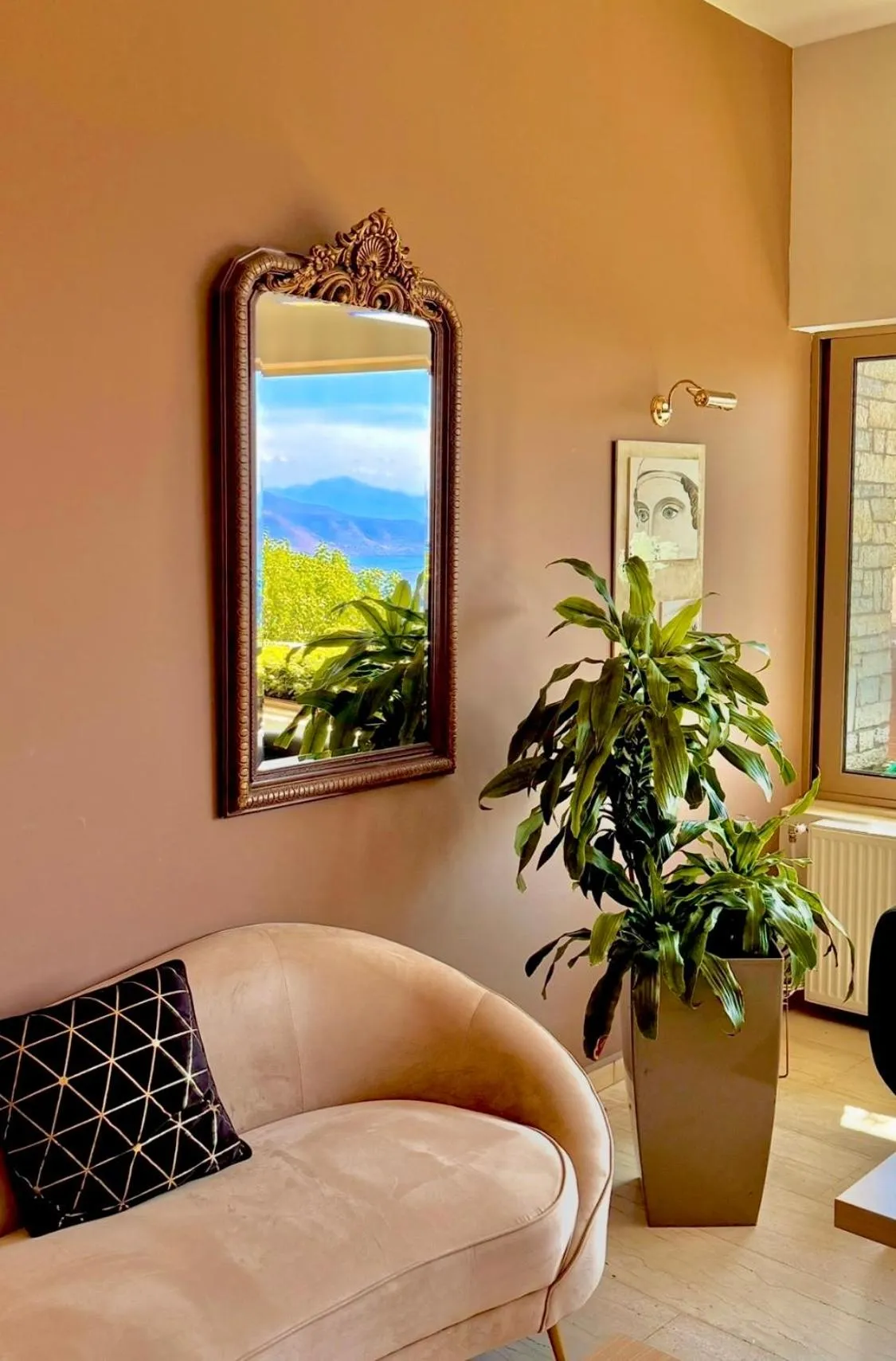 Living room in Nidimos Hotel