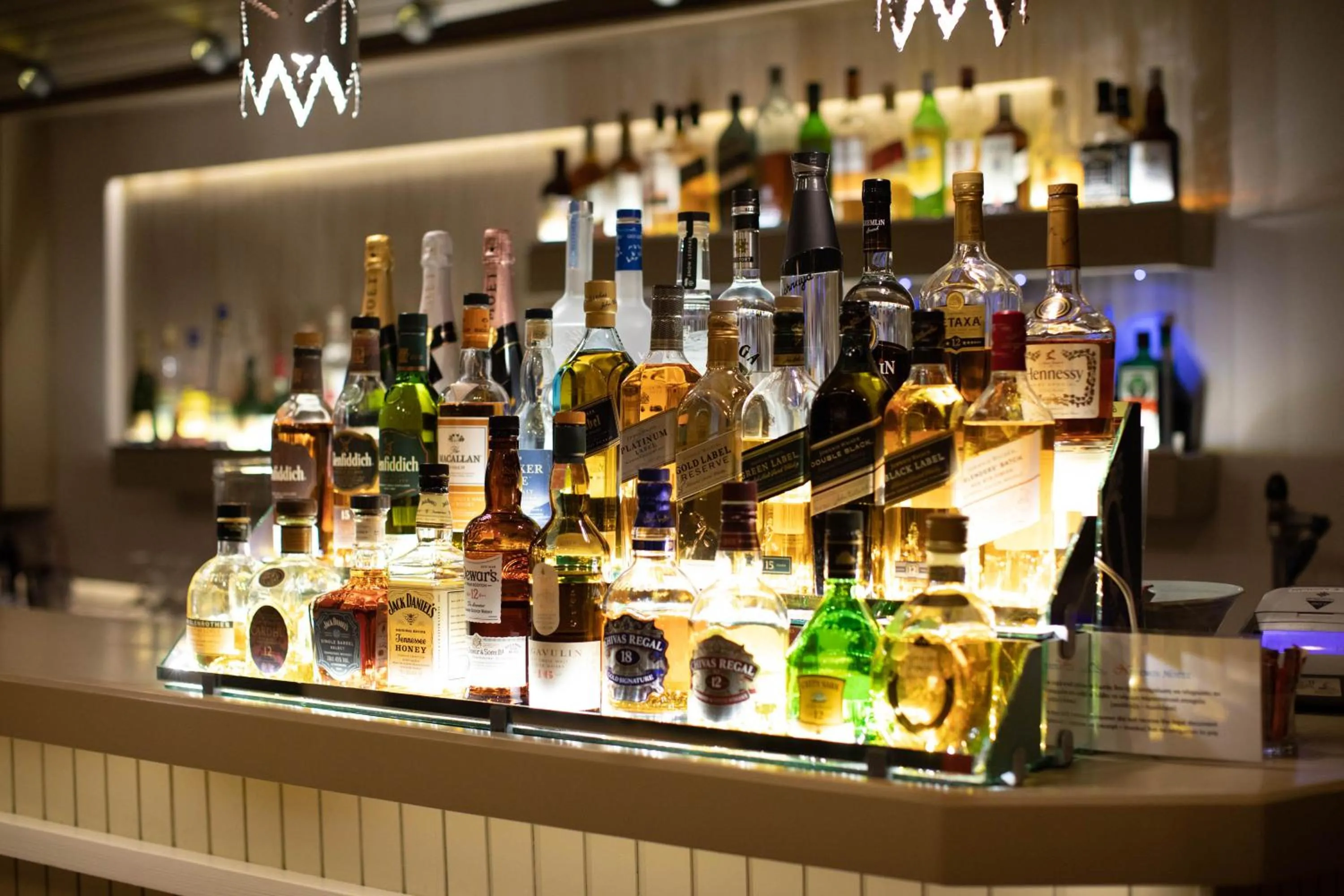 Property building in Nidimos Hotel