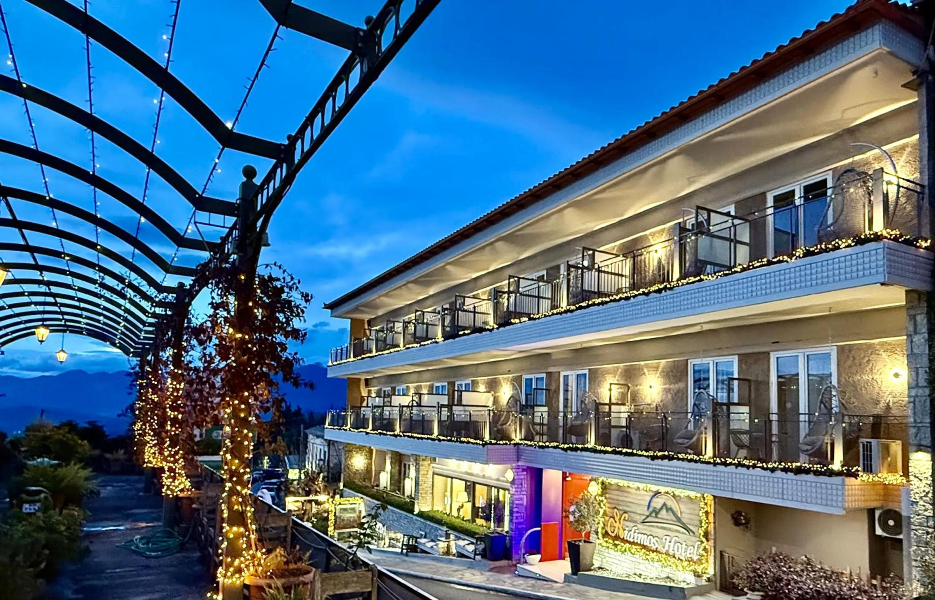 Property building in Nidimos Hotel