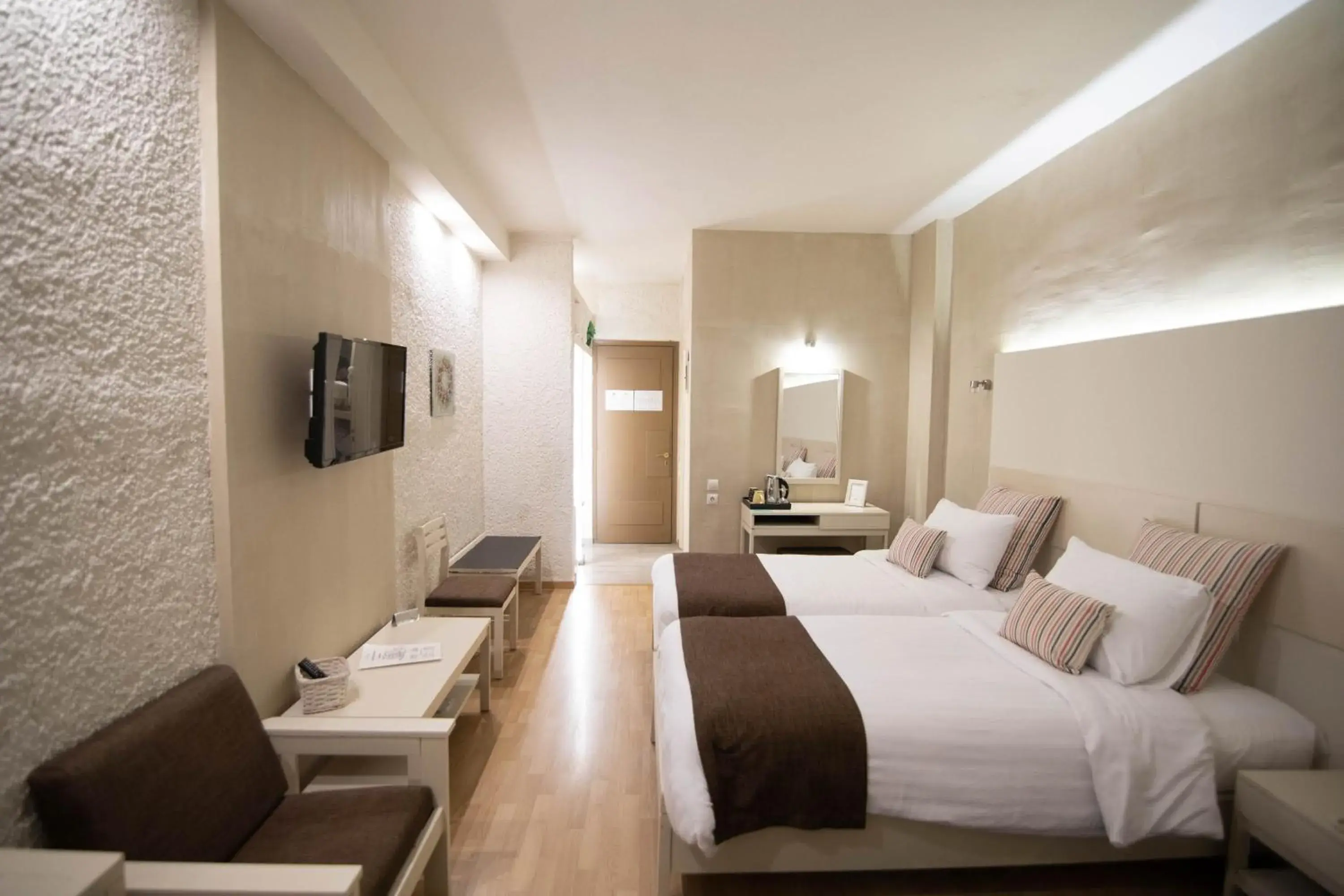 Economy Twin Room in Nidimos Hotel Economy Twin Room in Nidimos Hotel