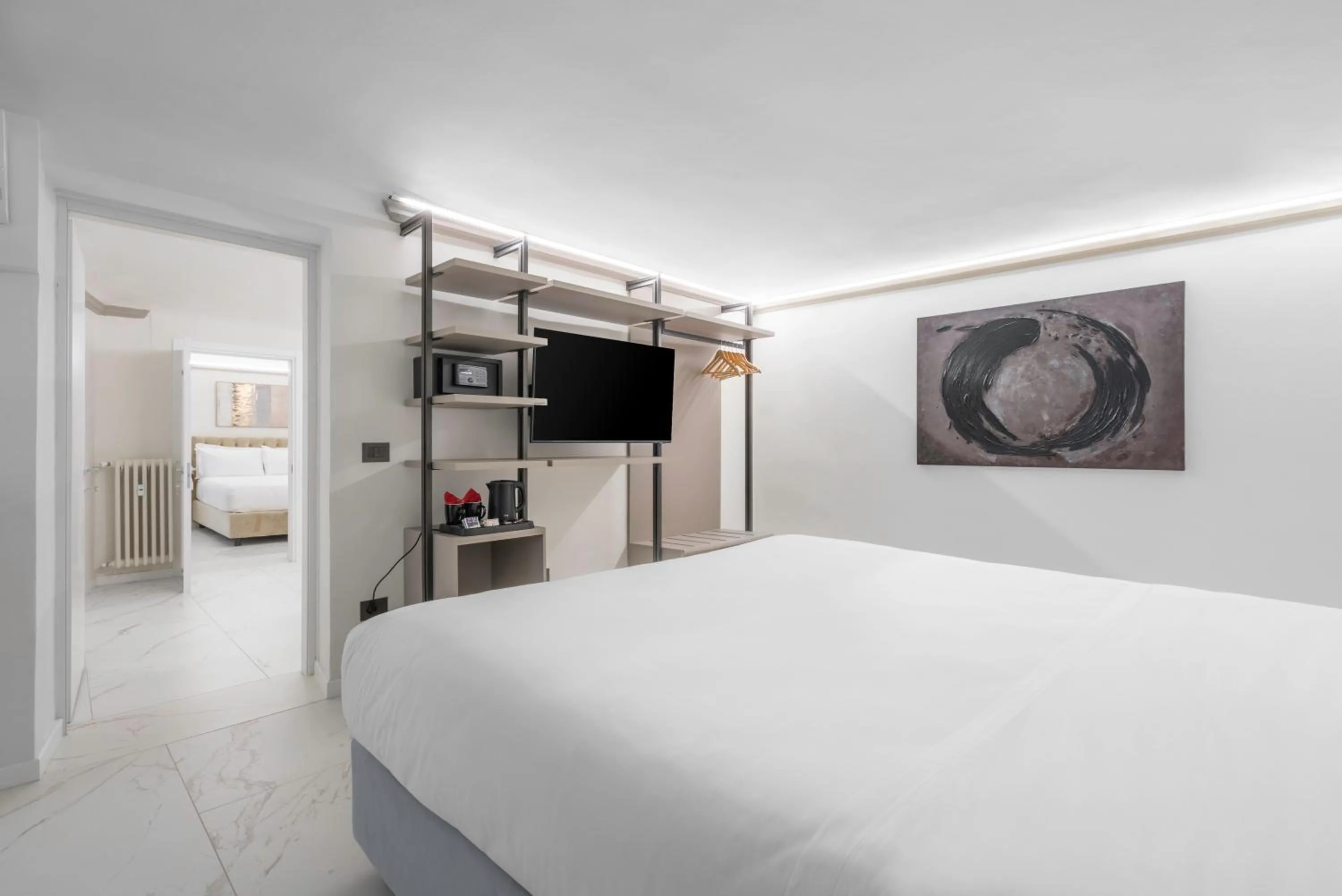 TV and multimedia, Bed in Hotel Adamas
