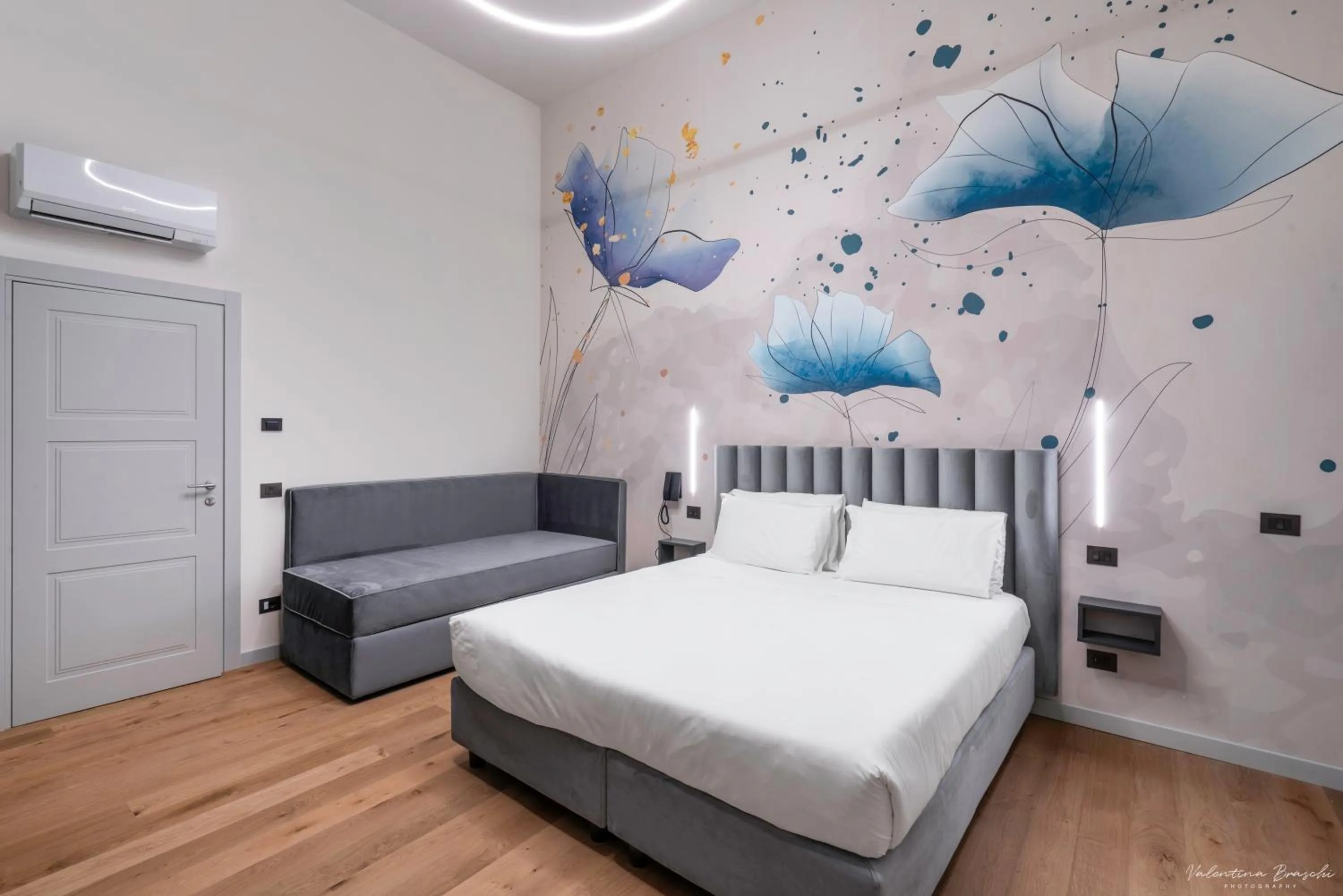 Photo of the whole room, Bed in Hotel Adamas
