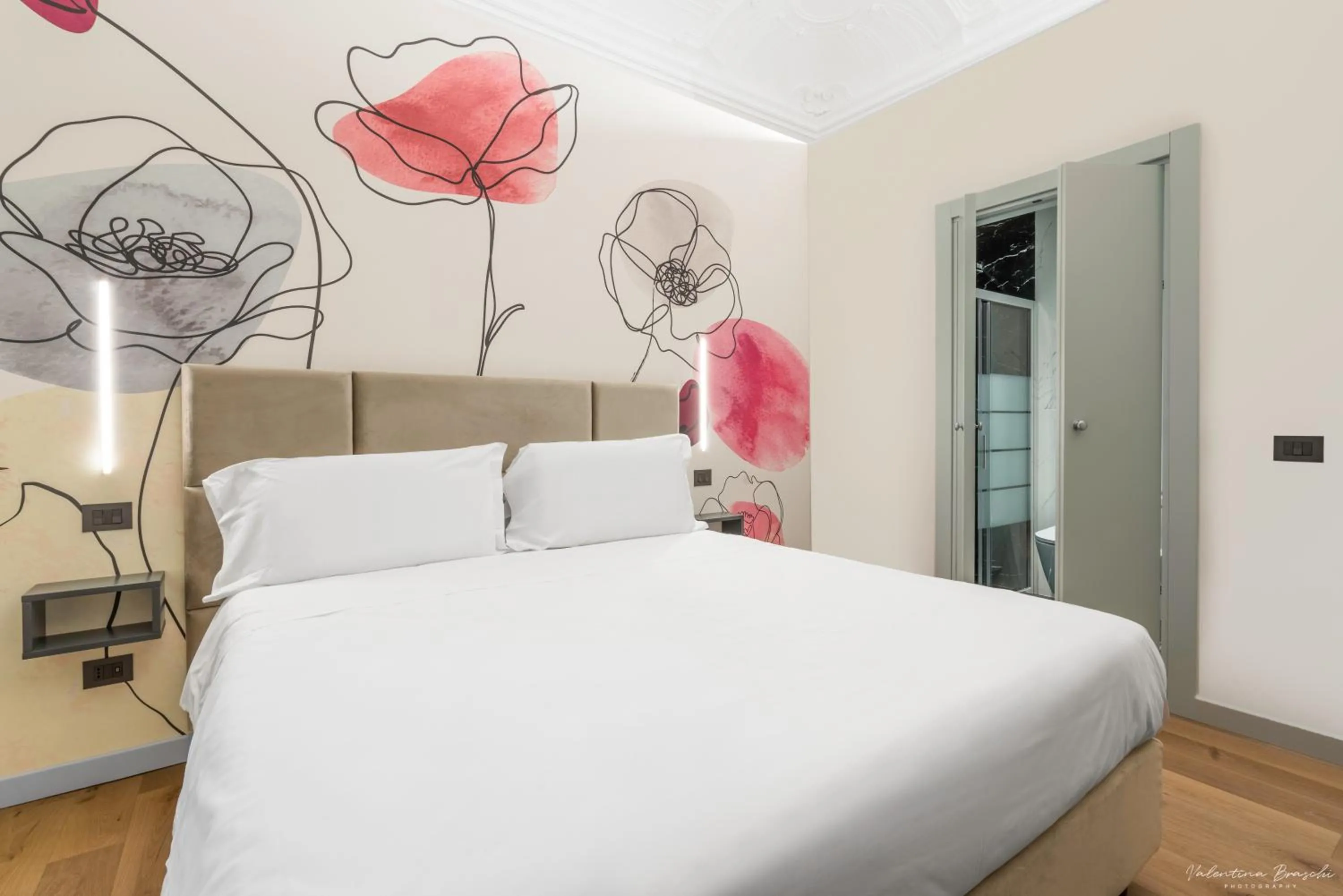 Bed in Hotel Adamas