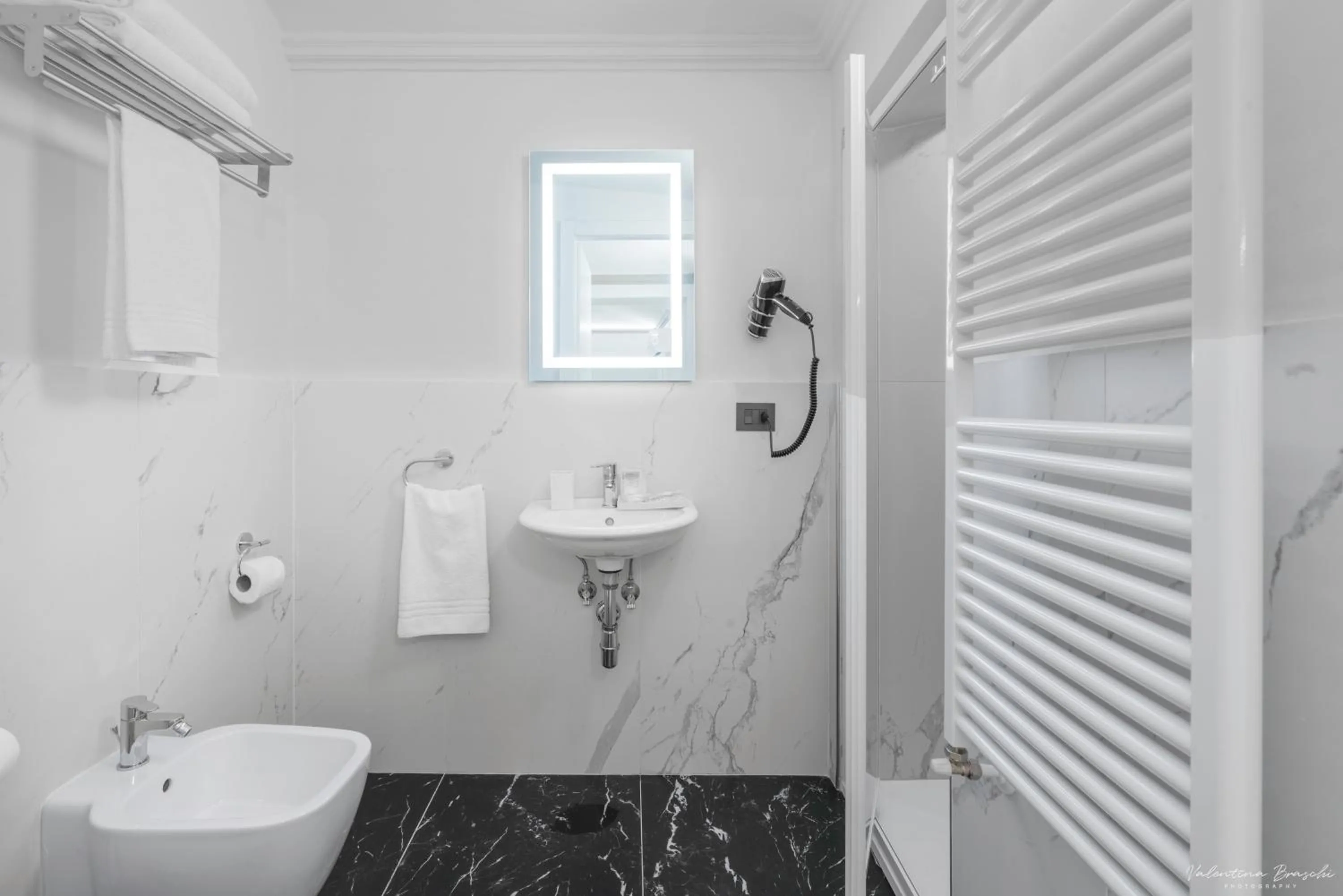 Bathroom in Hotel Adamas