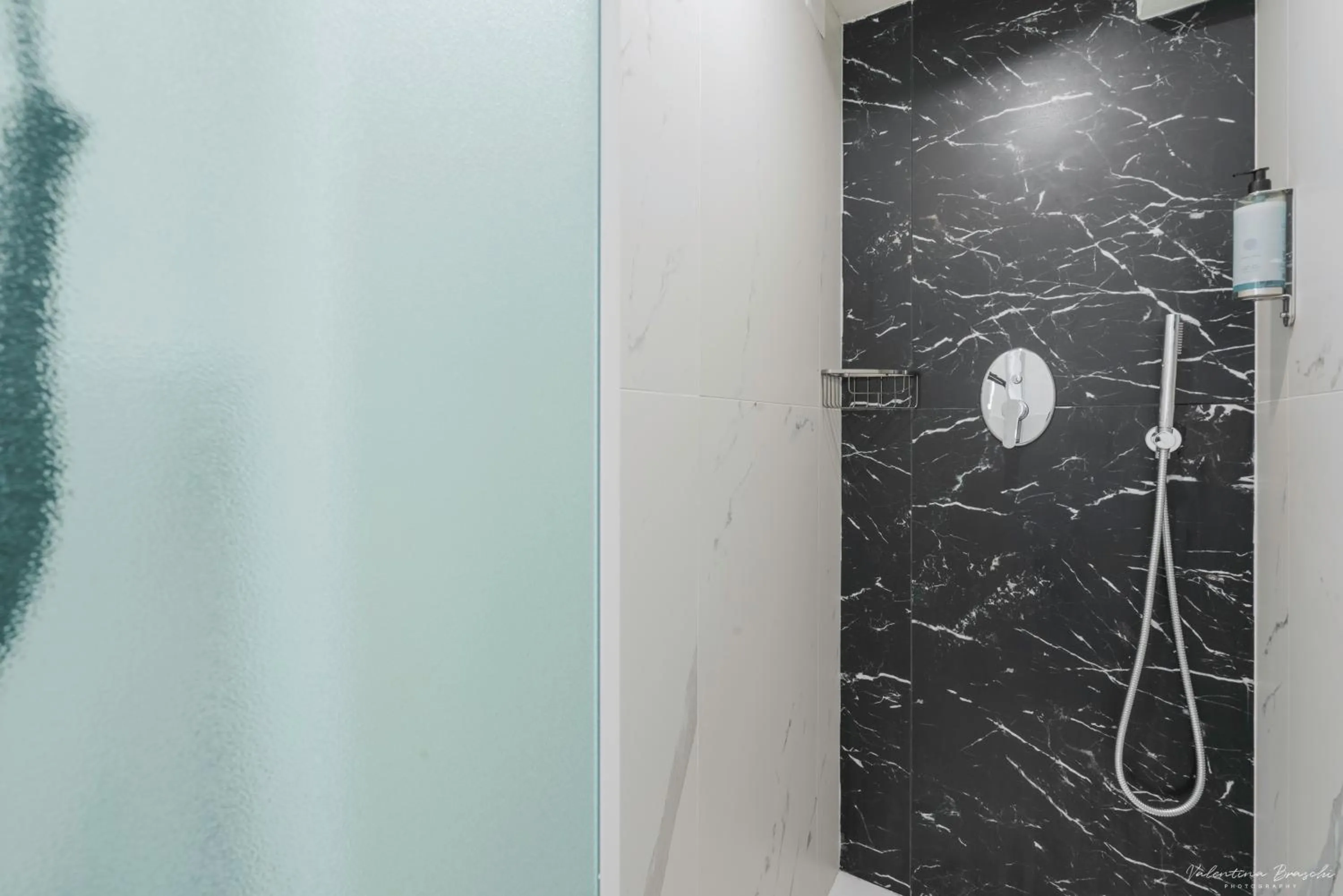 Shower in Hotel Adamas