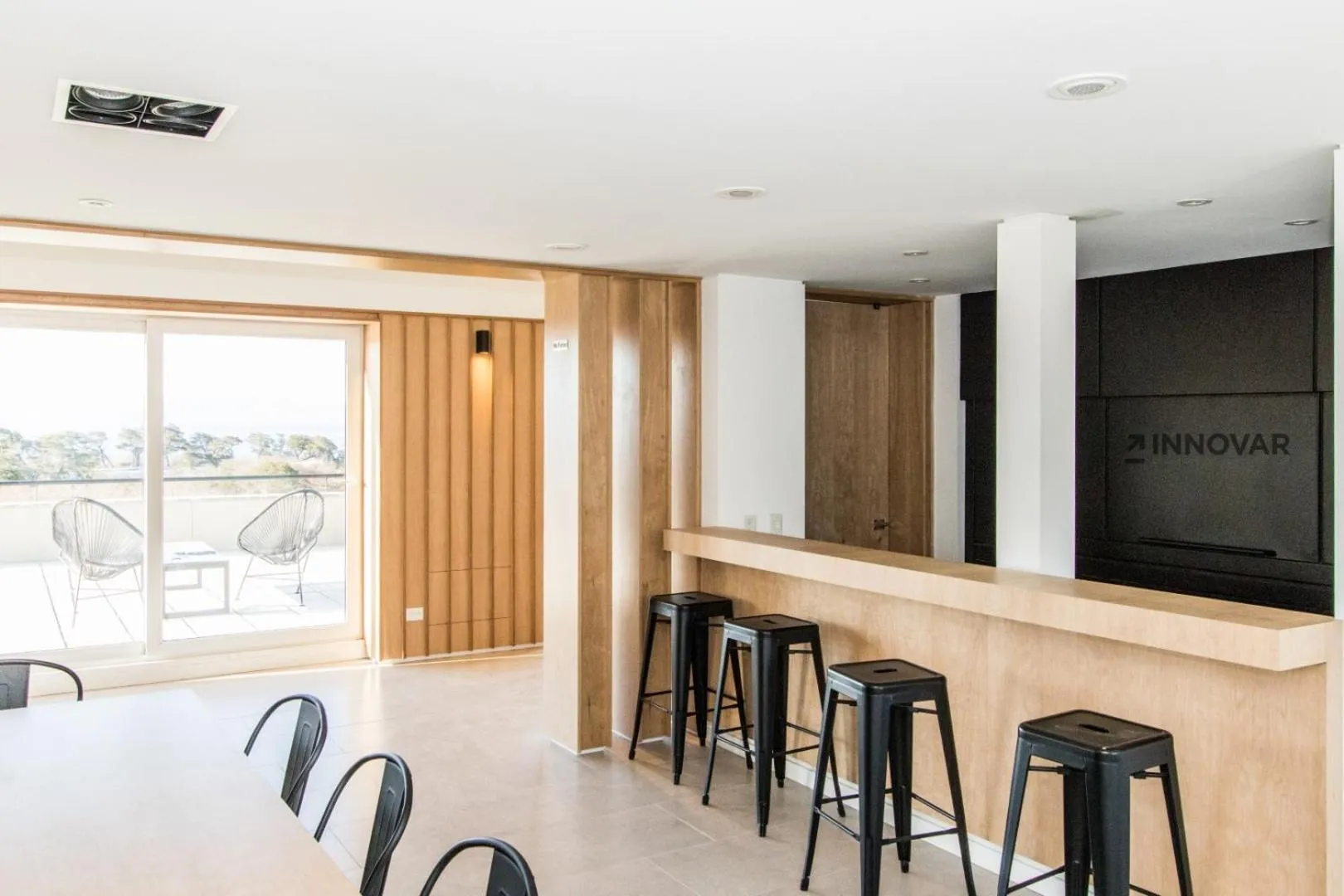 Kitchen or kitchenette in Terrazas Del Beagle Apartamentos