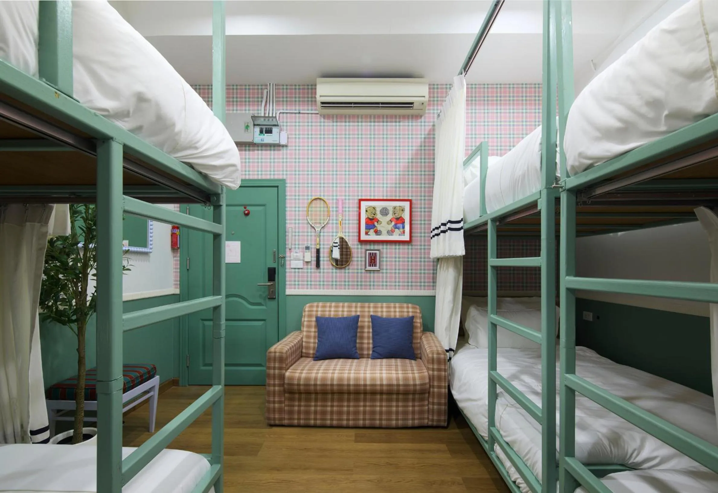 Bed in Kitsch Hotel