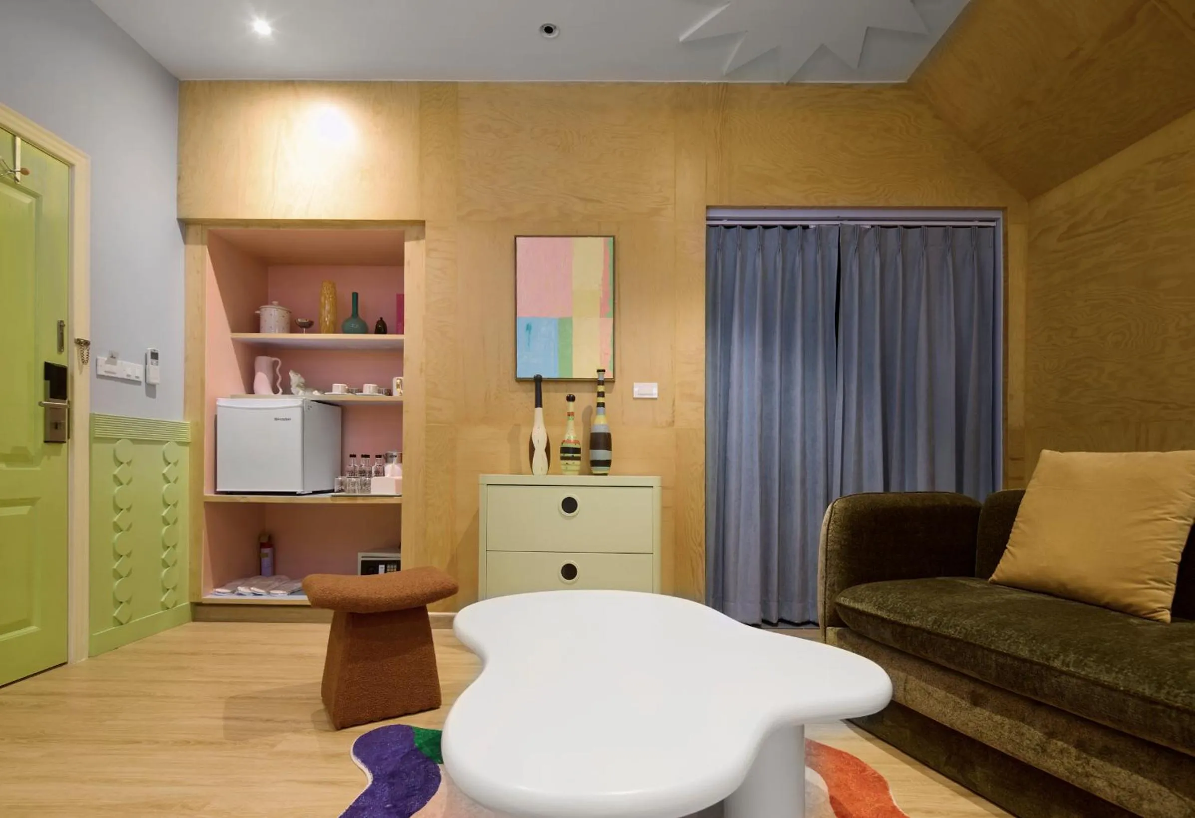 Bed in Kitsch Hotel