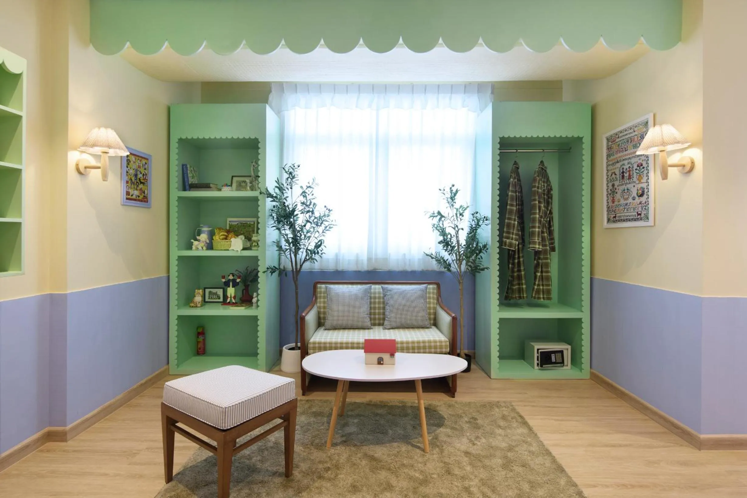 Kitsch Hotel