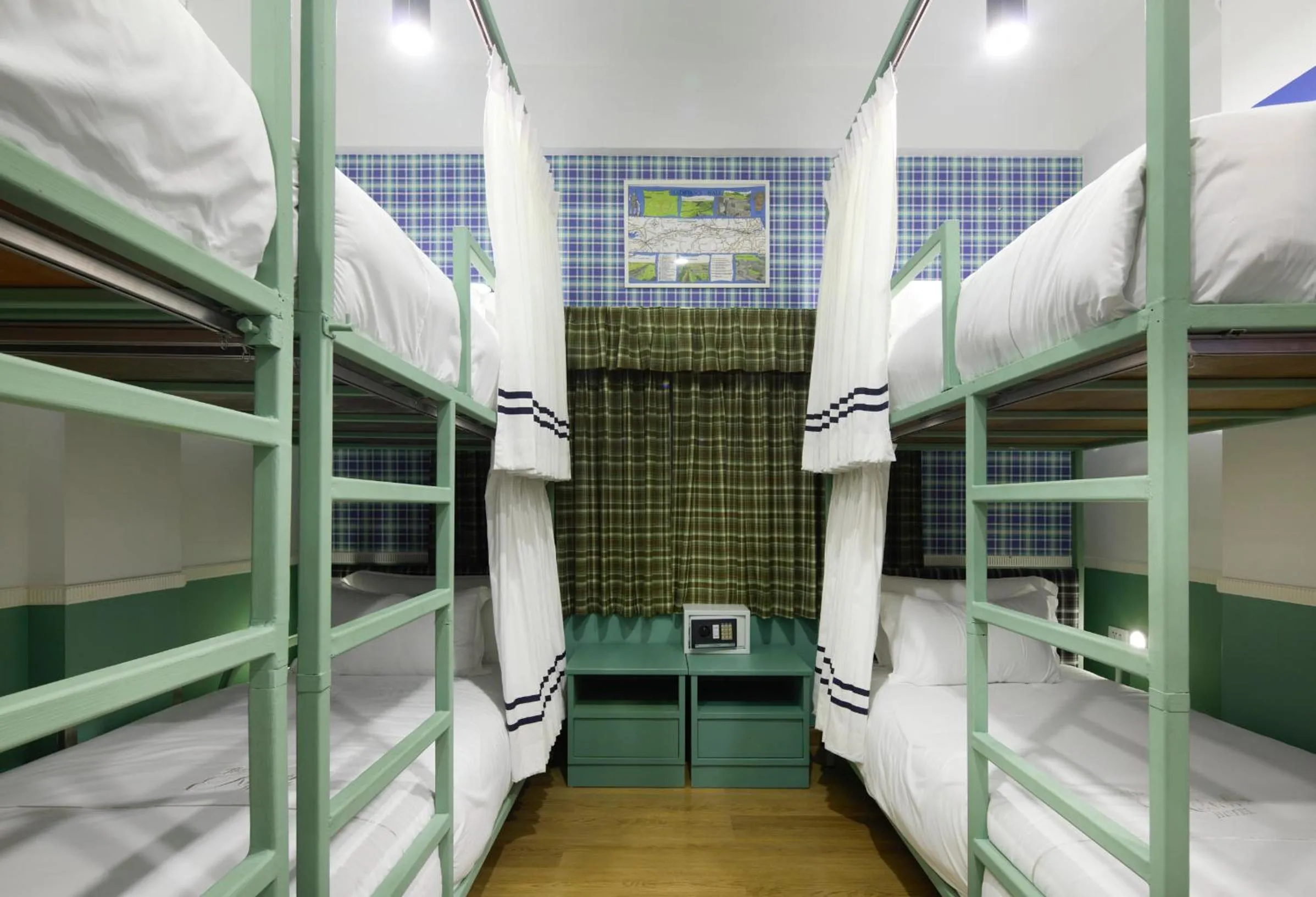 Bed in Kitsch Hotel