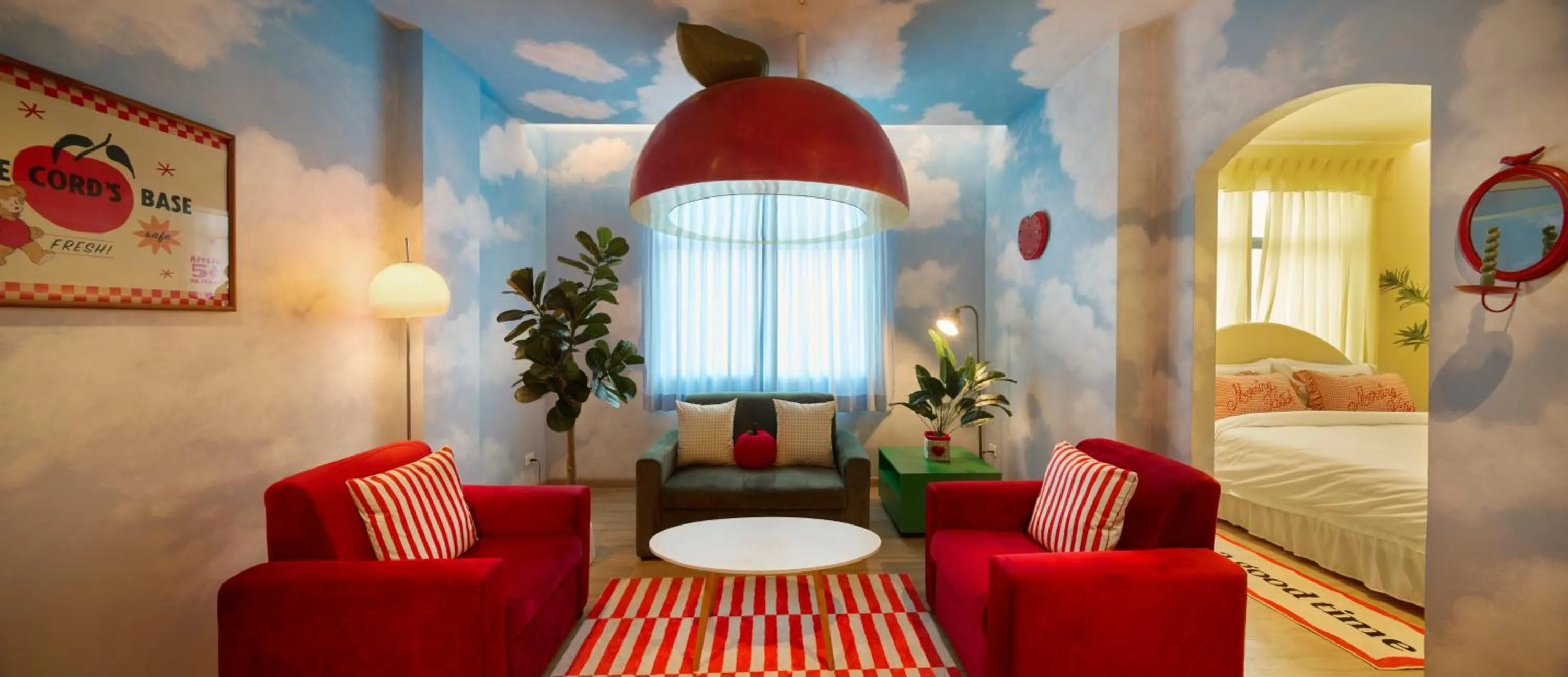 Bed in Kitsch Hotel