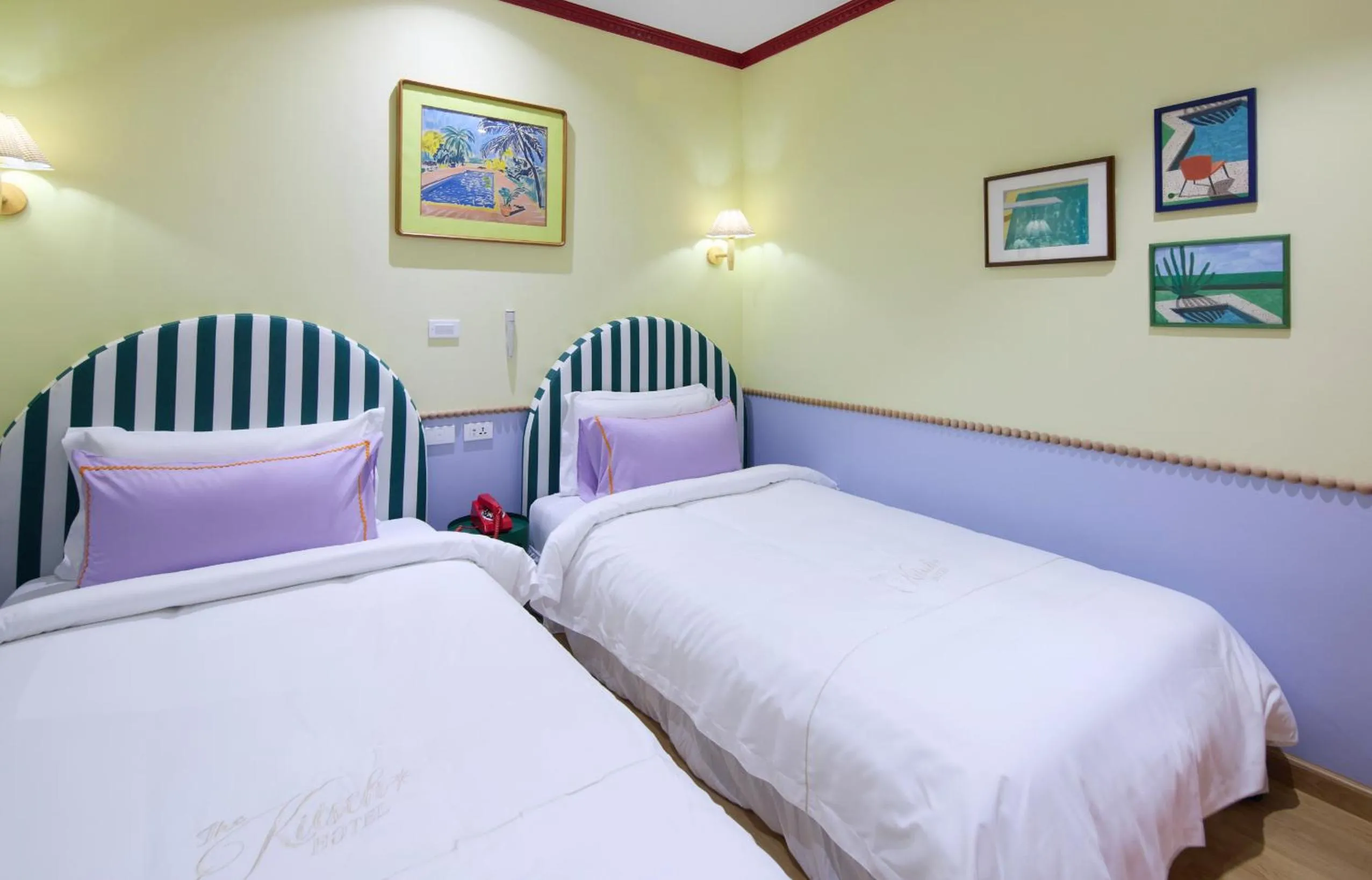 Bed in Kitsch Hotel