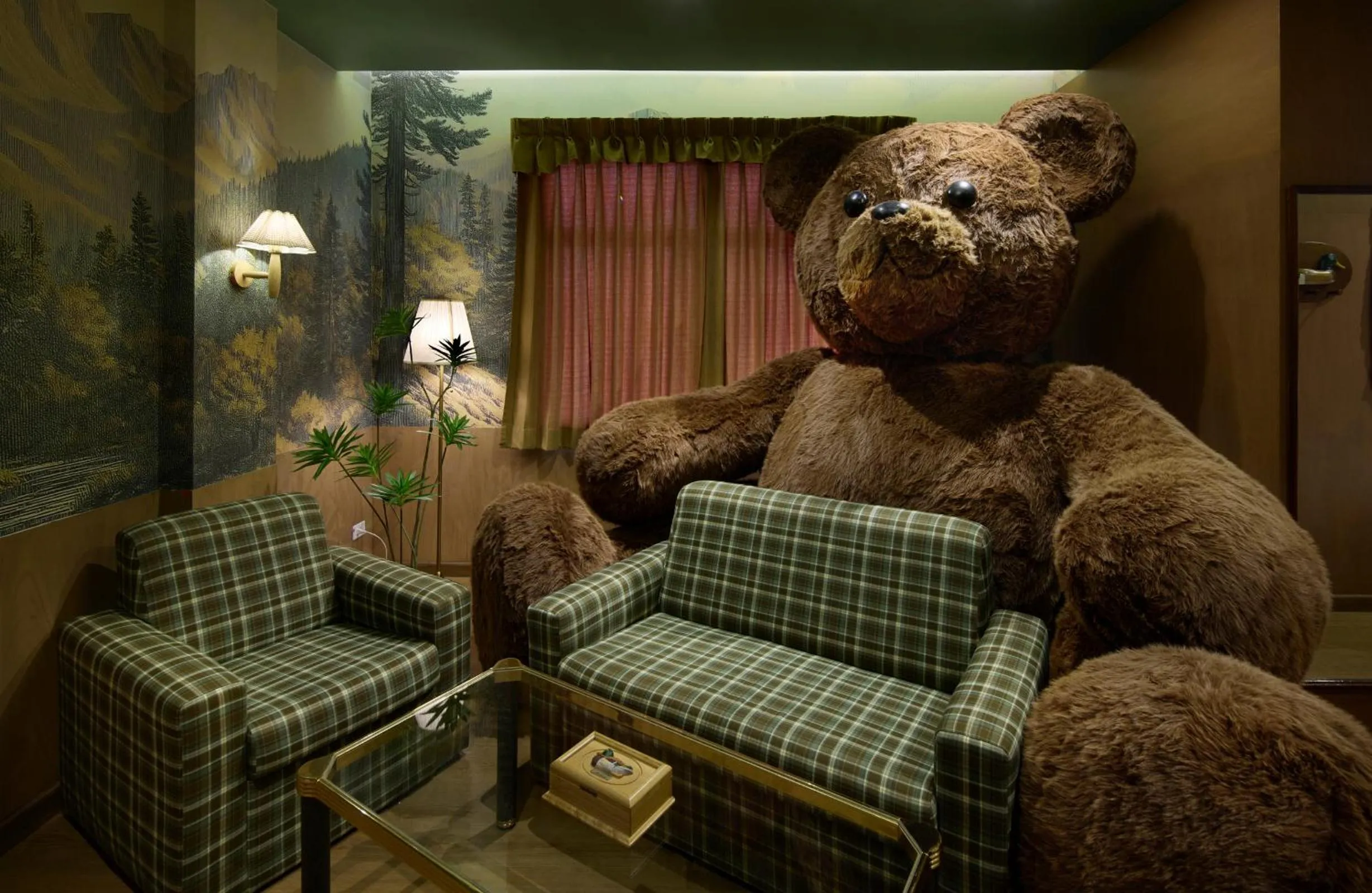 Kitsch Hotel