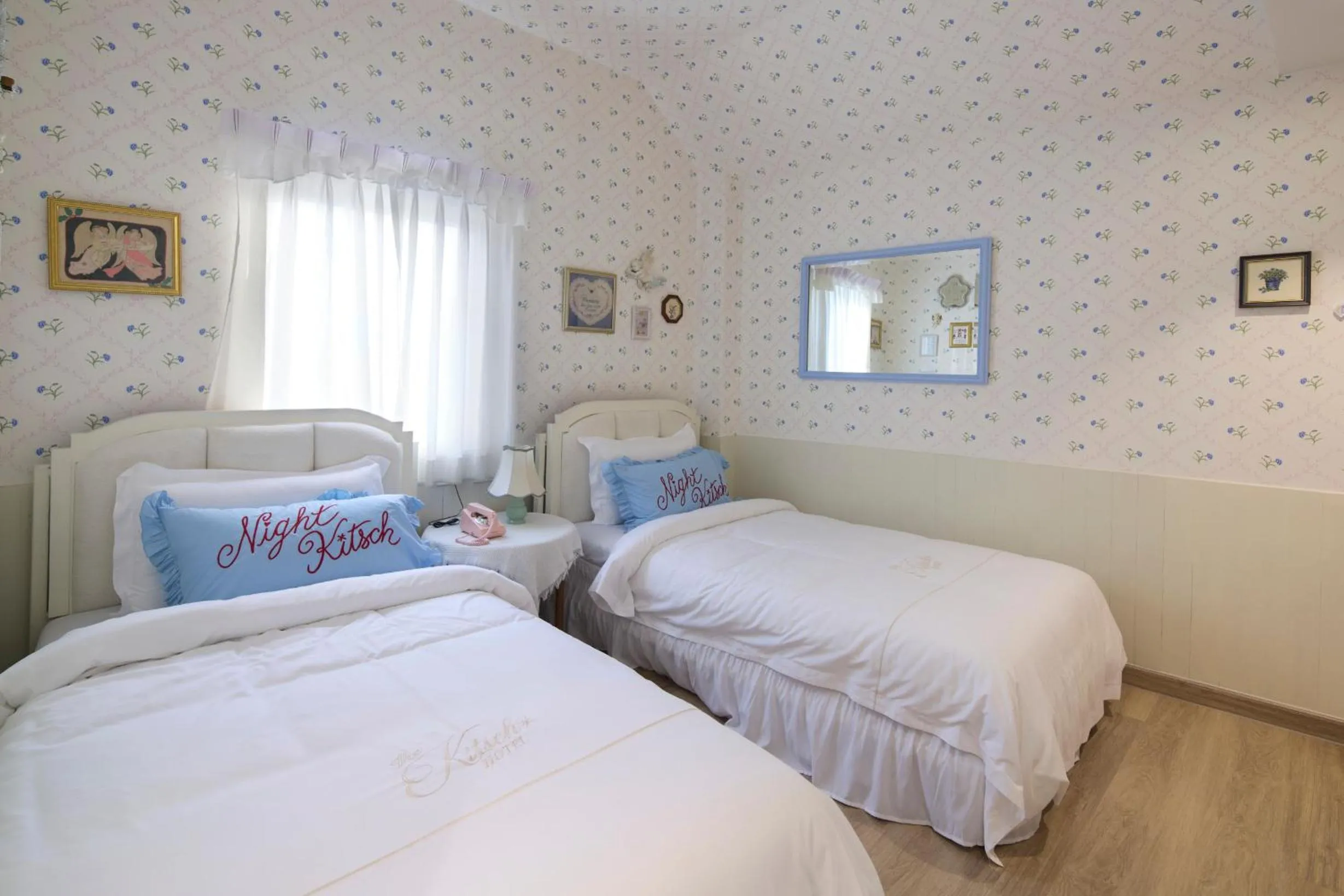 Bed in Kitsch Hotel