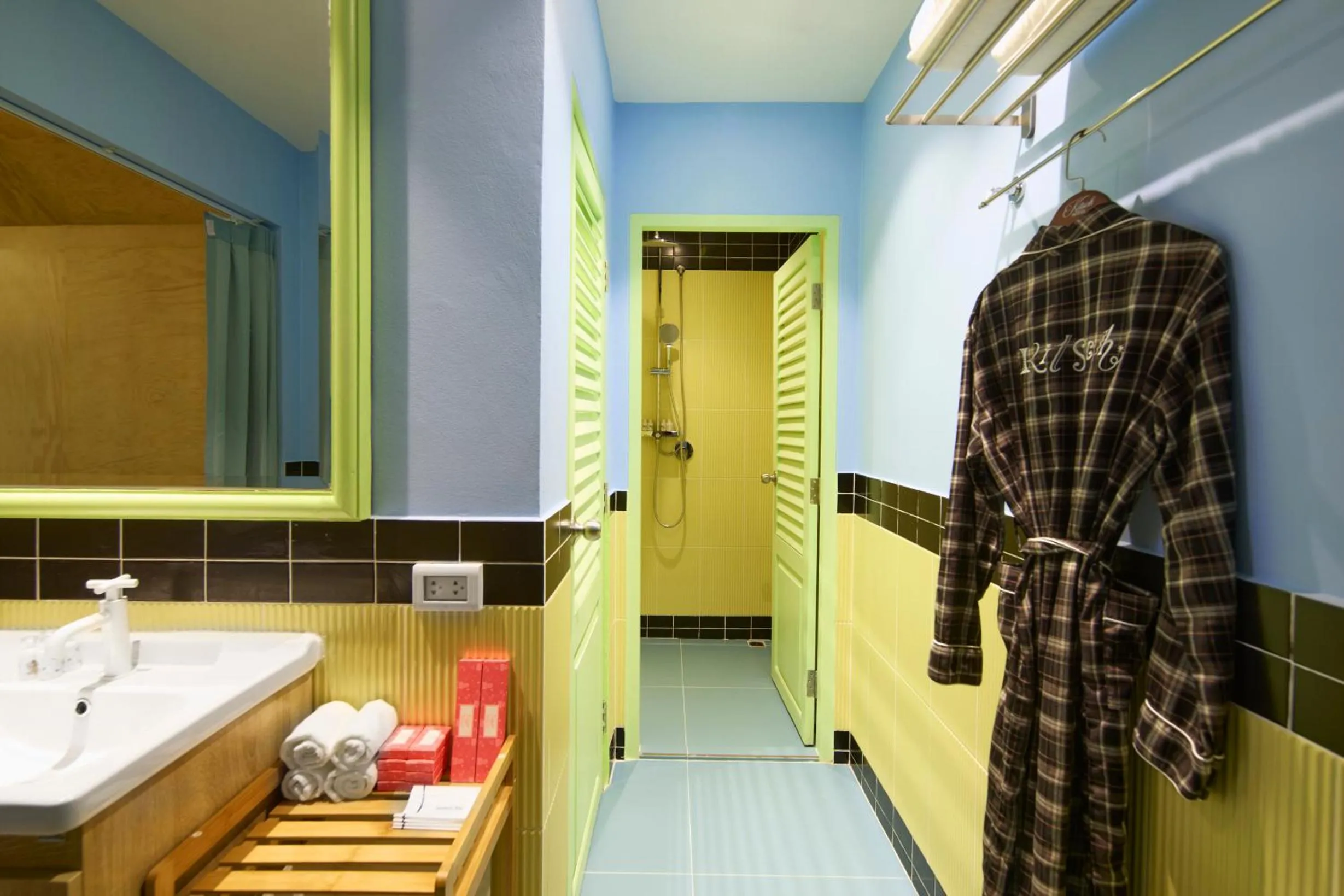 Kitsch Hotel
