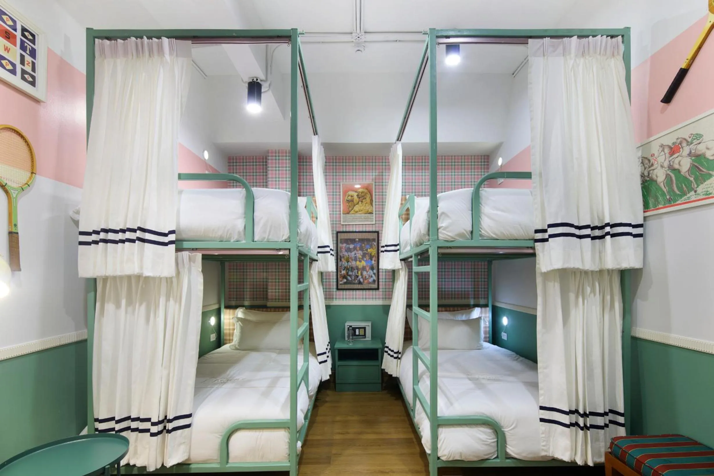 Bed in Kitsch Hotel
